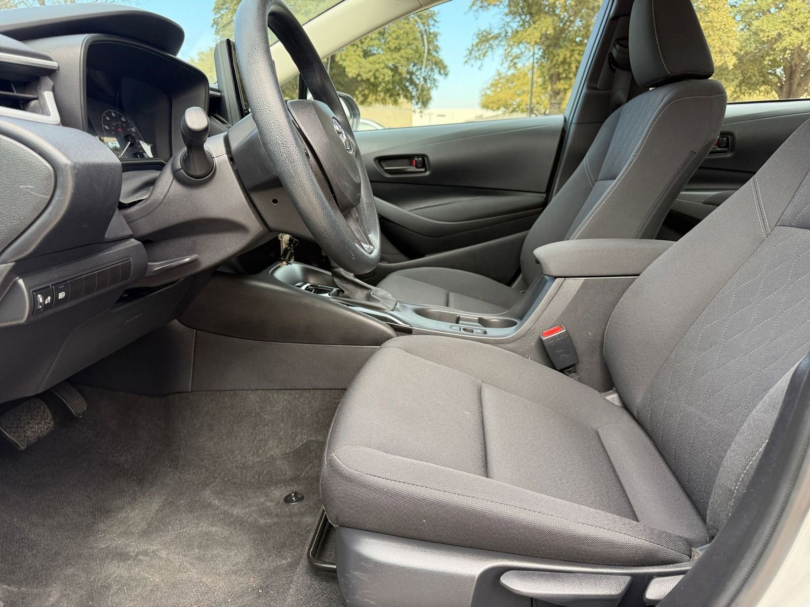 Thumbnail: 2025 Toyota Corolla - 27