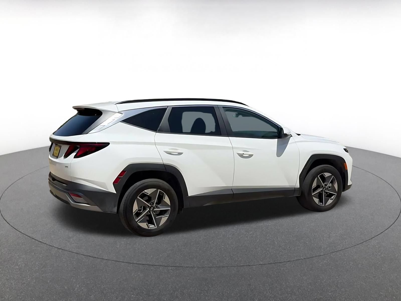 Thumbnail: 2026 Hyundai Tucson - 12