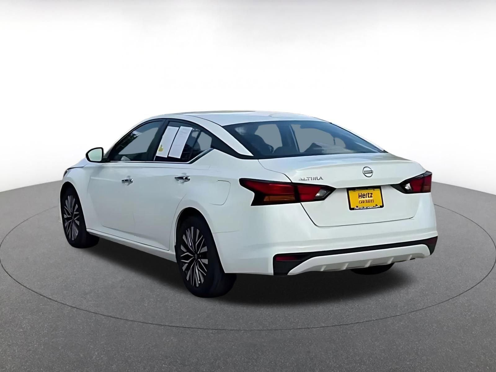 Thumbnail: 2025 Nissan Altima - 11