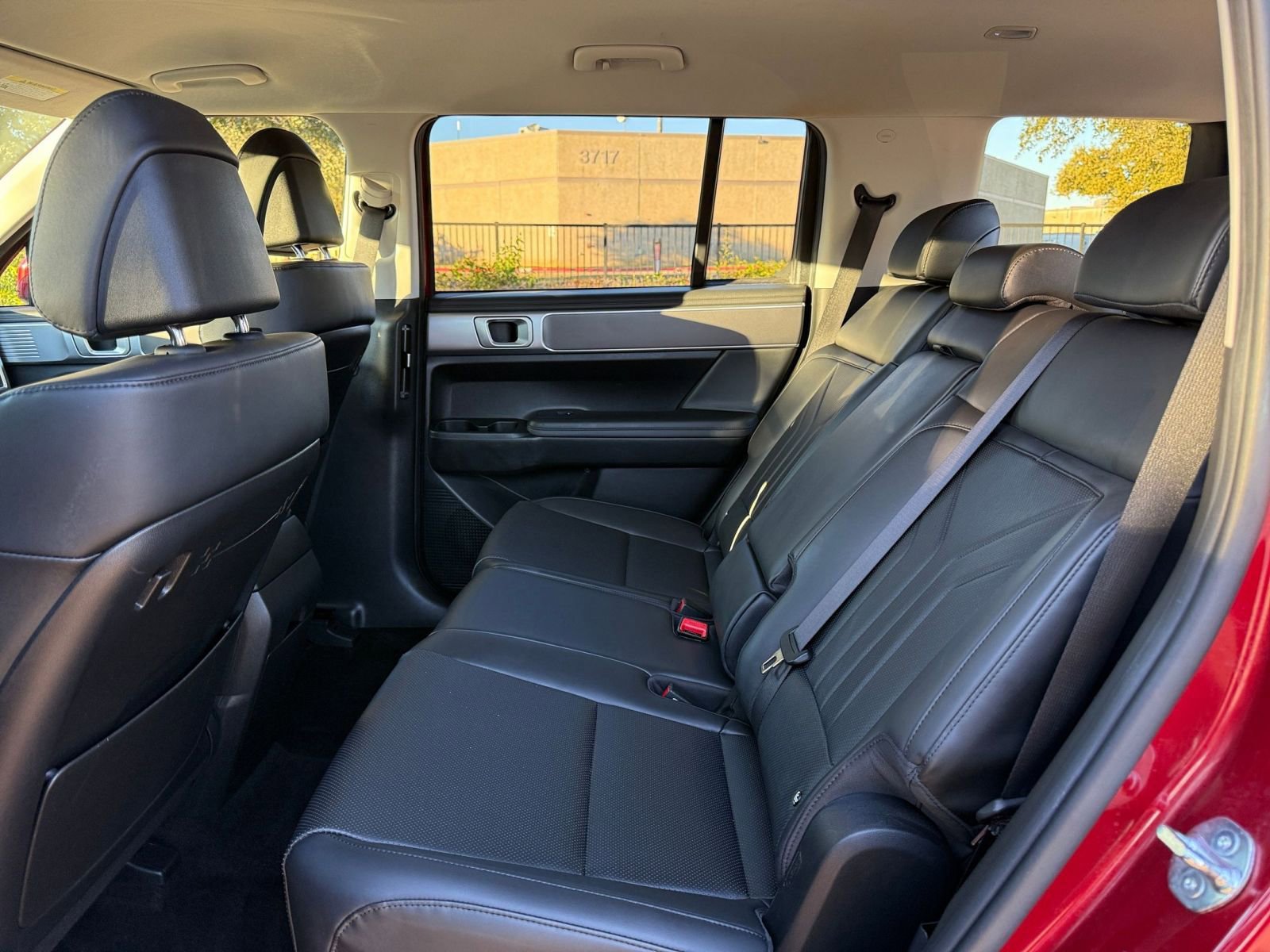 Thumbnail: 2025 Hyundai Santa Fe - 25