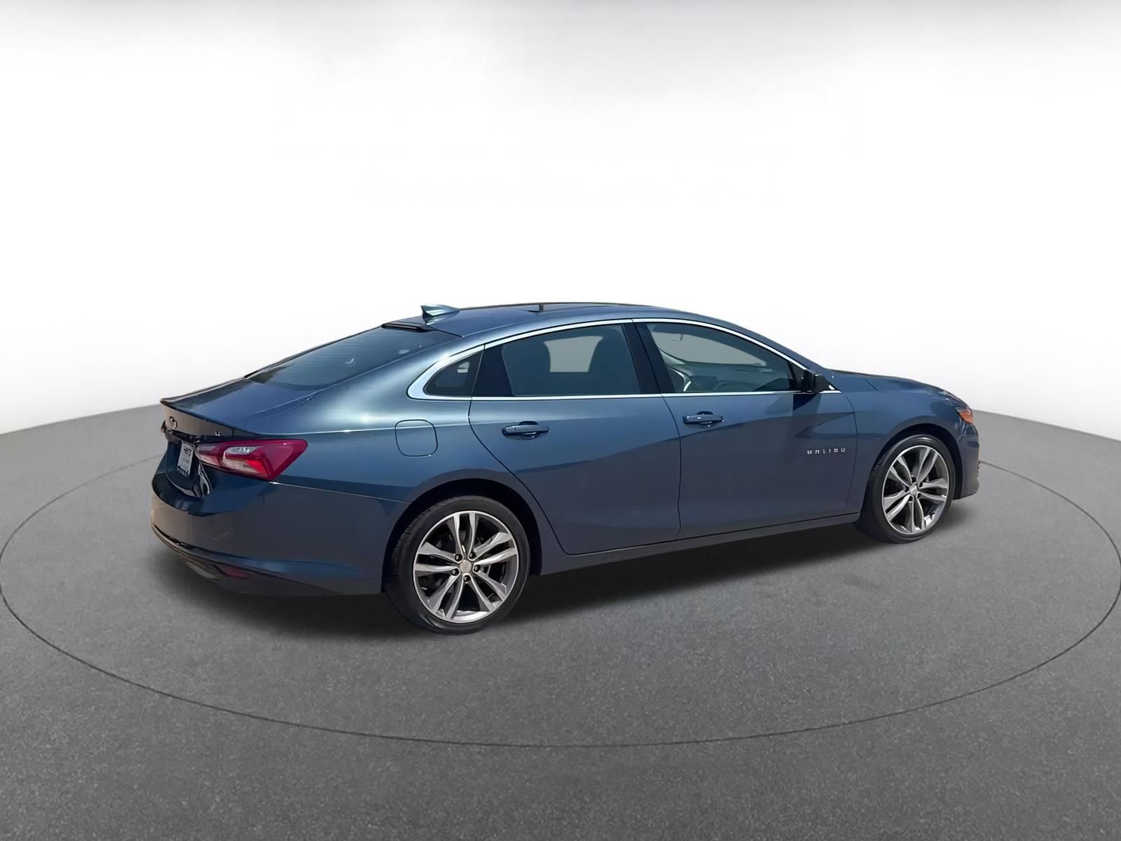 Thumbnail: 2024 Chevrolet Malibu - 14