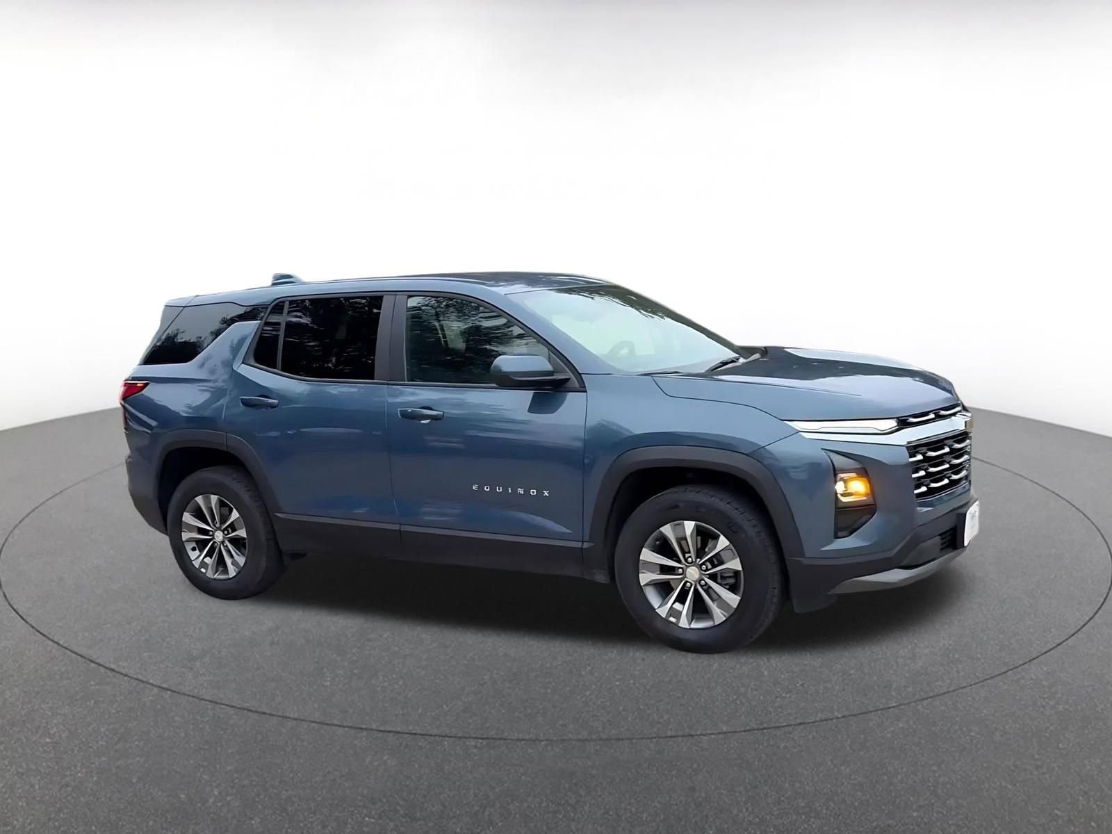 Thumbnail: 2025 Chevrolet Equinox - 2