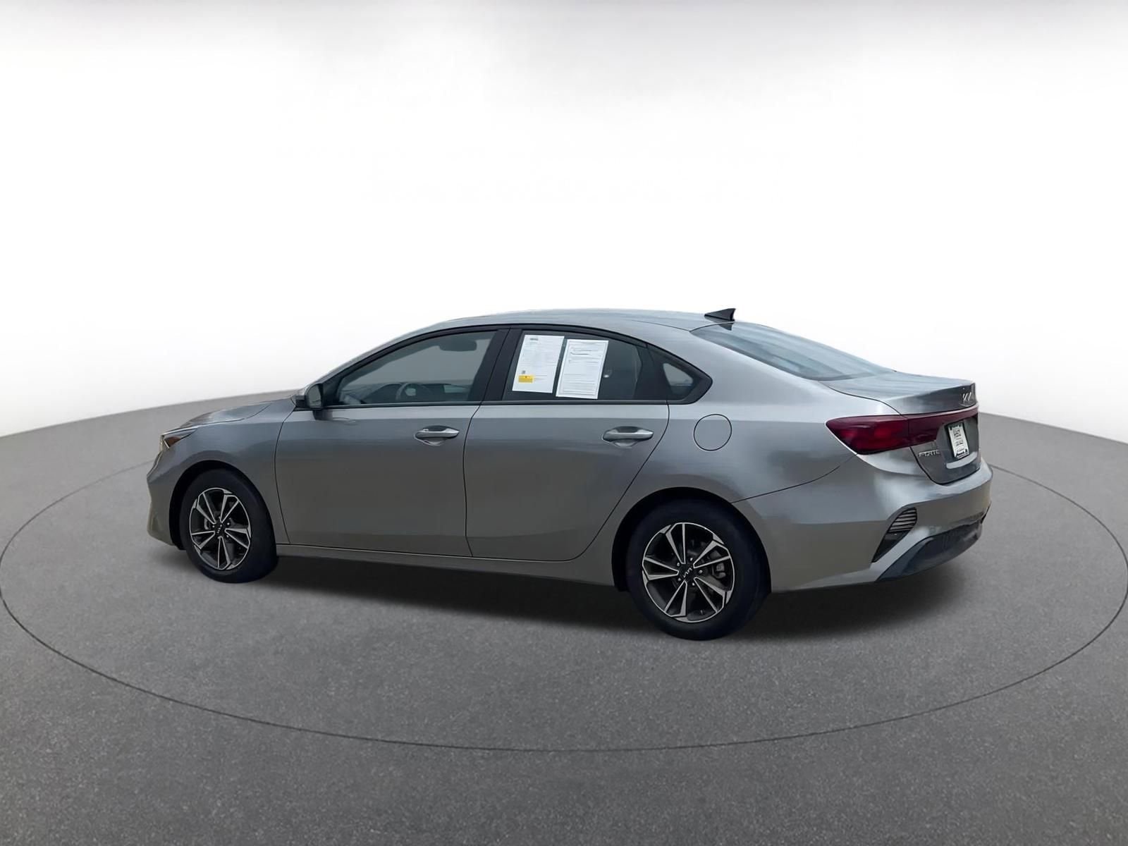 2024 Kia Forte LXS 10