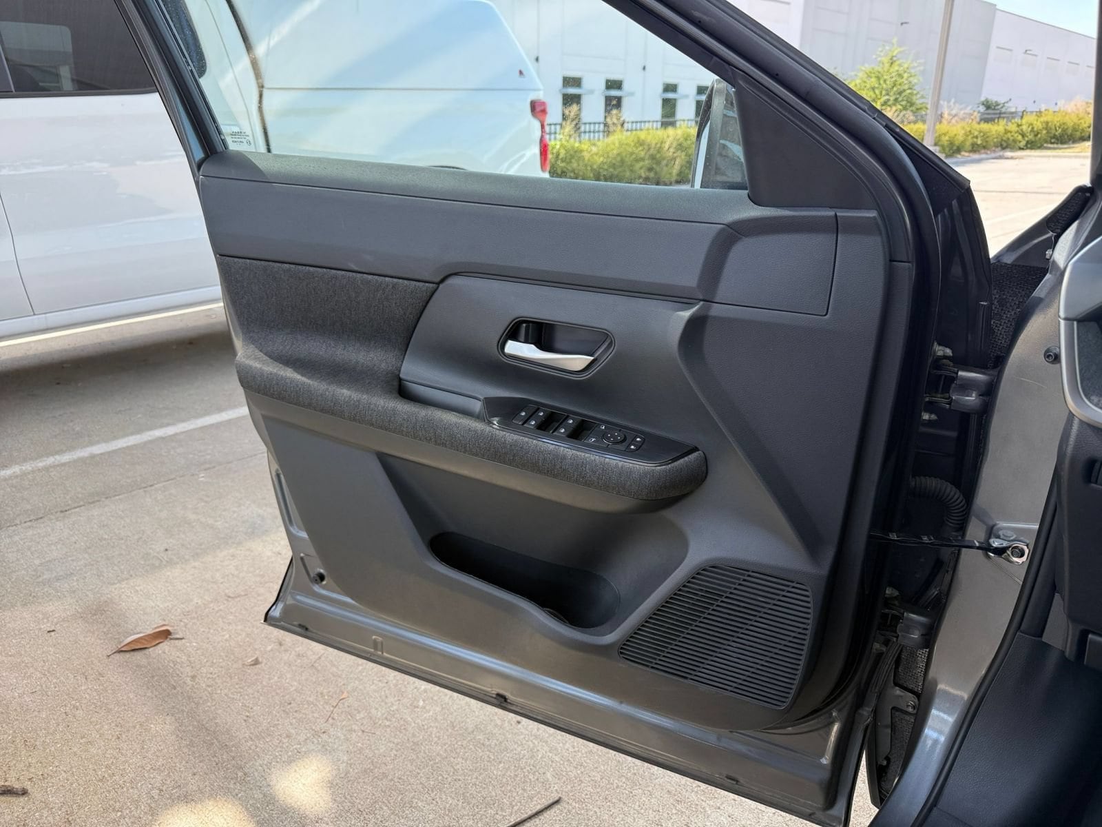 Thumbnail: 2026 Nissan Kicks - 18