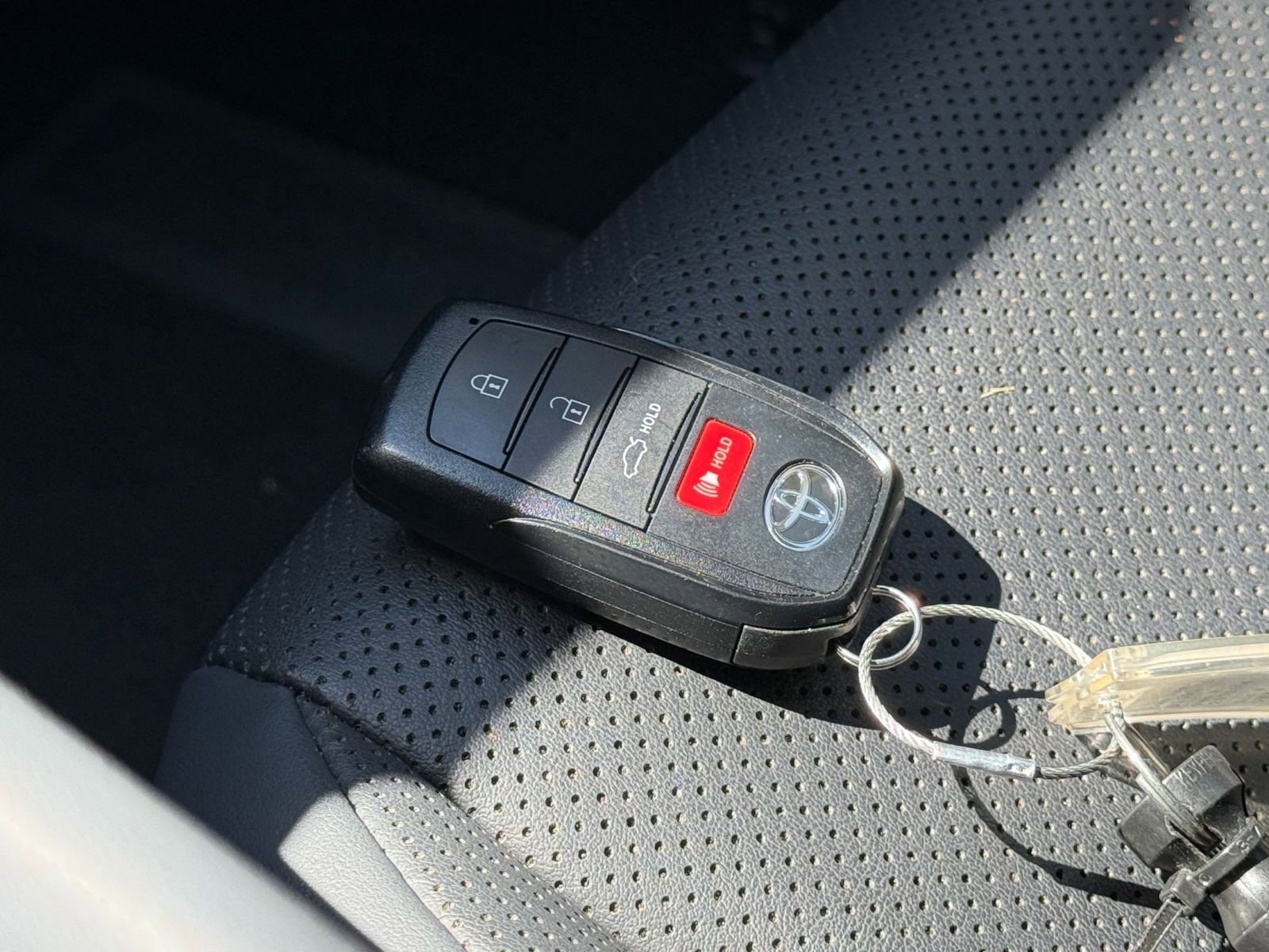 Thumbnail: 2025 Toyota Crown - 21