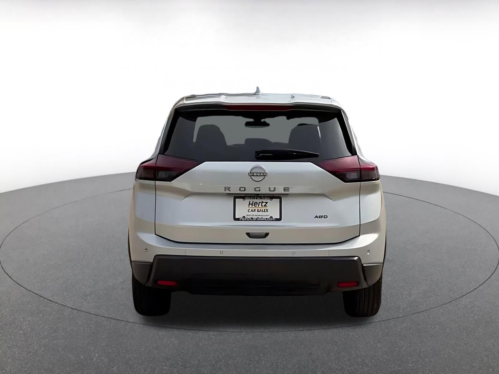 Thumbnail: 2025 Nissan Rogue - 12