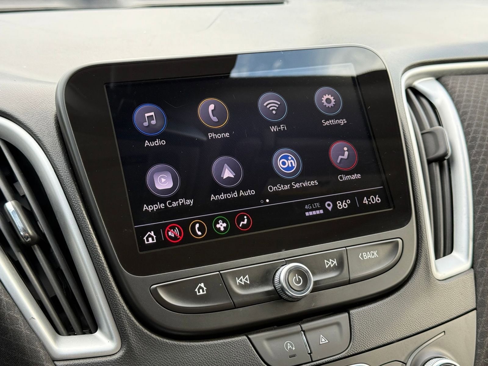 Thumbnail: 2023 Chevrolet Malibu - 21