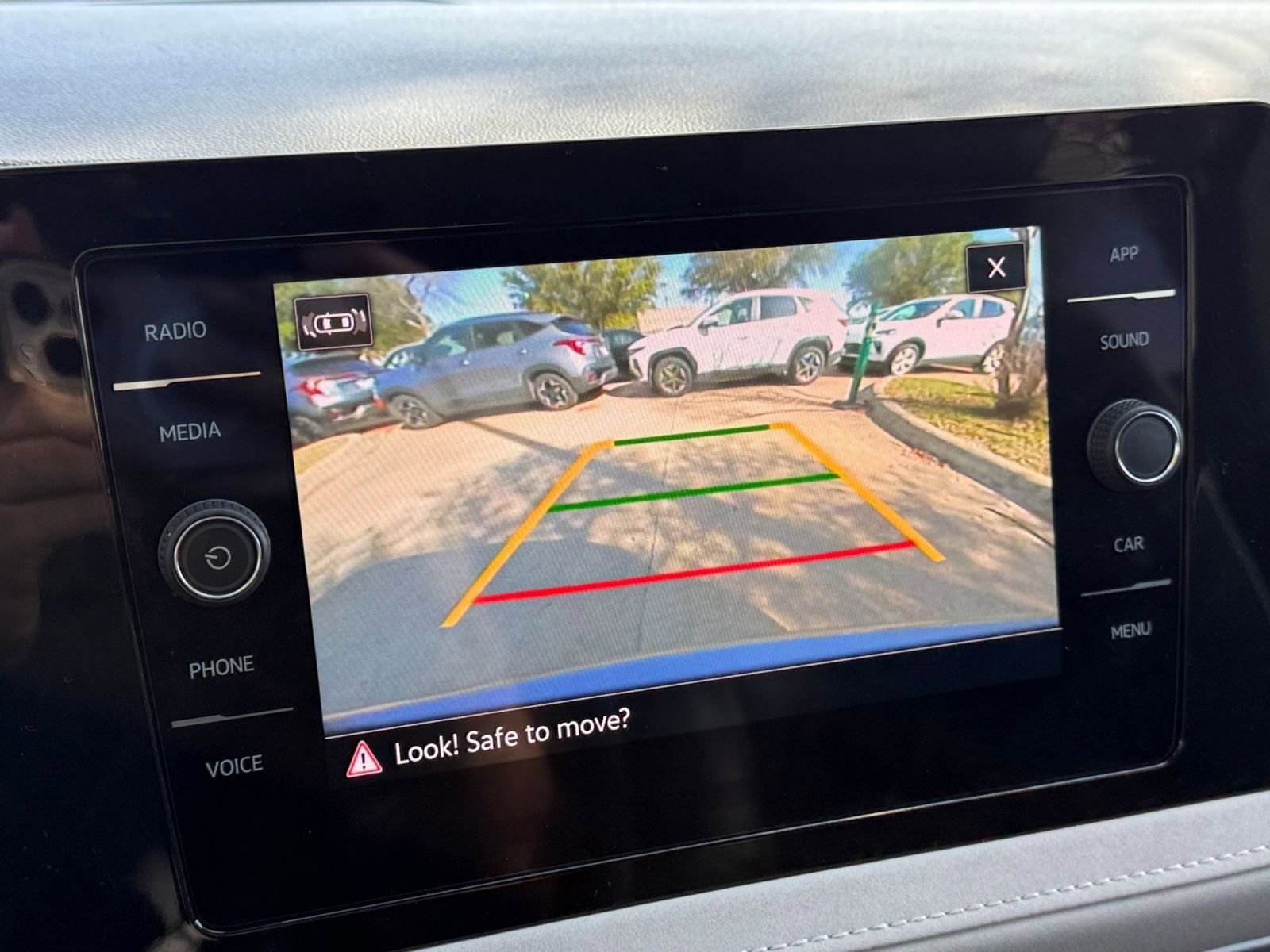 Thumbnail: 2025 Volkswagen Taos - 24