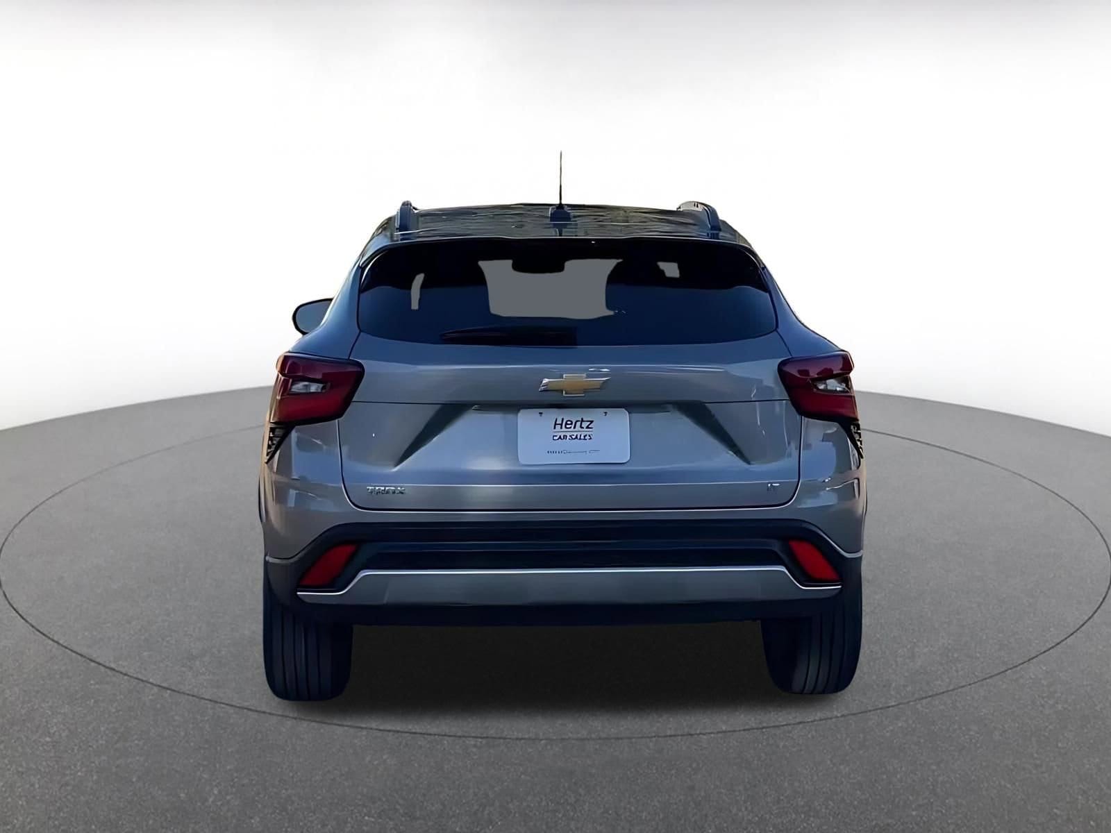 Thumbnail: 2025 Chevrolet Trax - 12