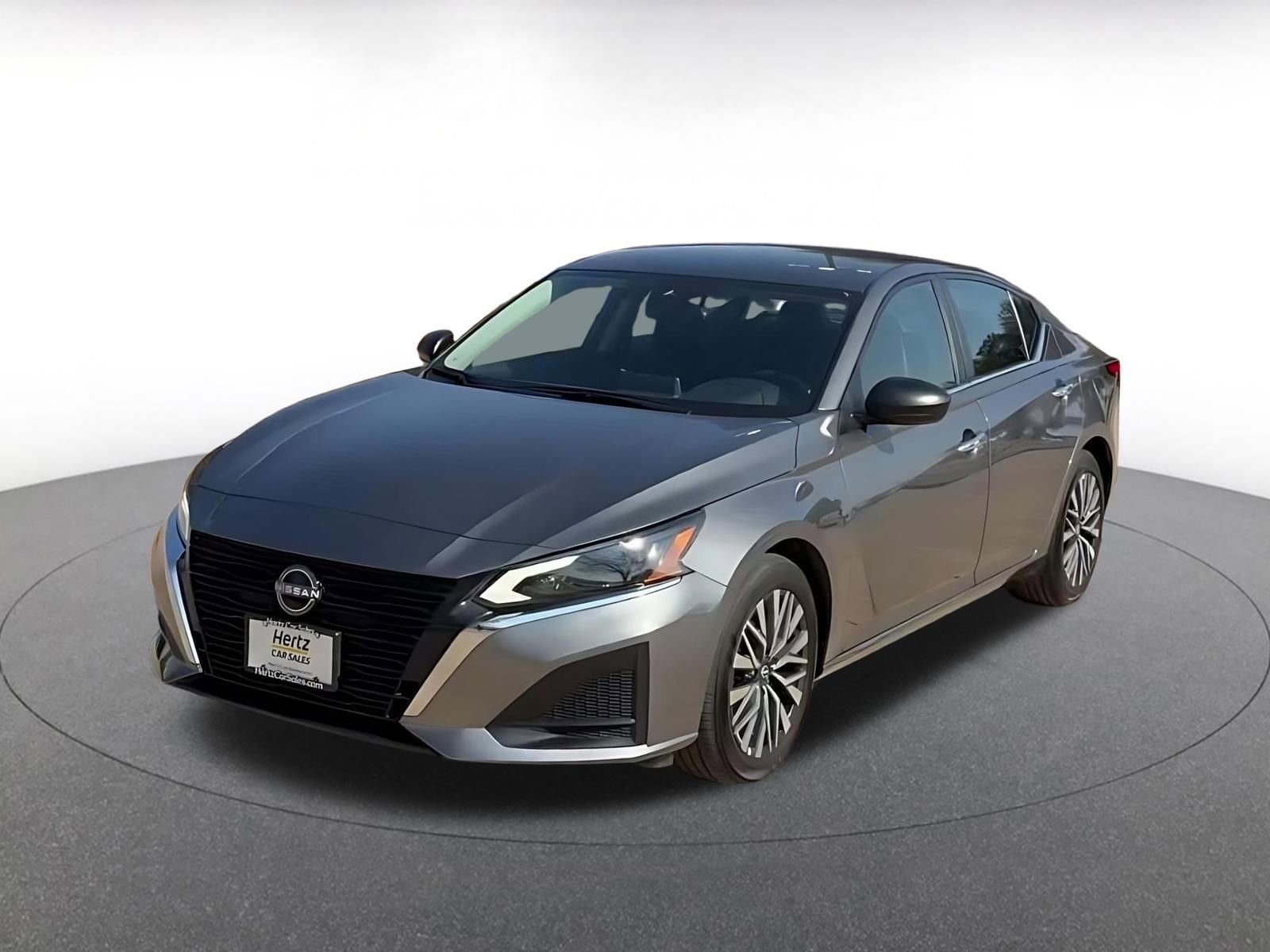 Thumbnail: 2025 Nissan Altima - 4