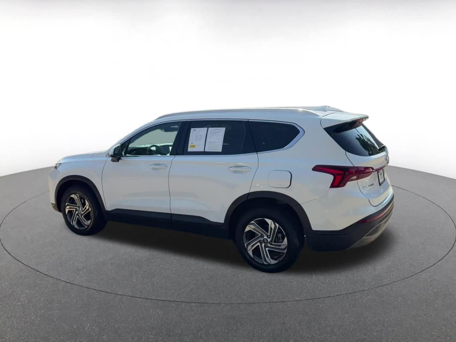 Thumbnail: 2023 Hyundai Santa Fe - 10