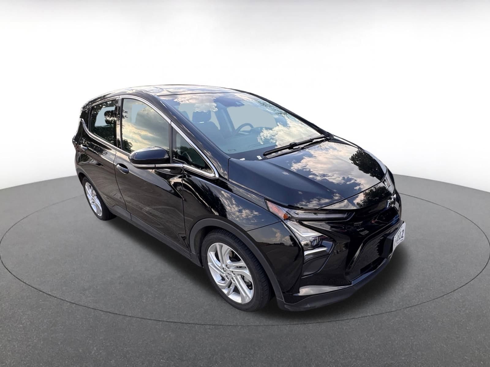 Thumbnail: 2023 Chevrolet Bolt EV - 1