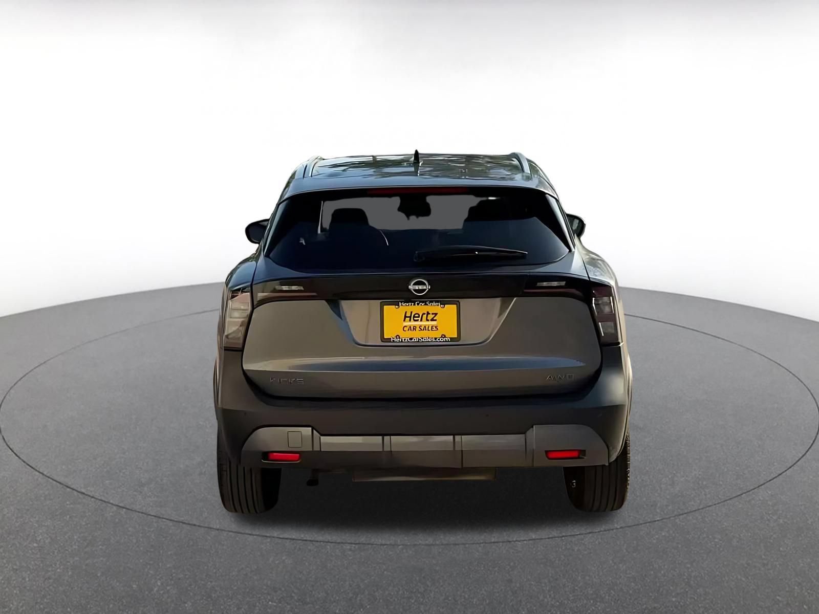 Thumbnail: 2026 Nissan Kicks - 12