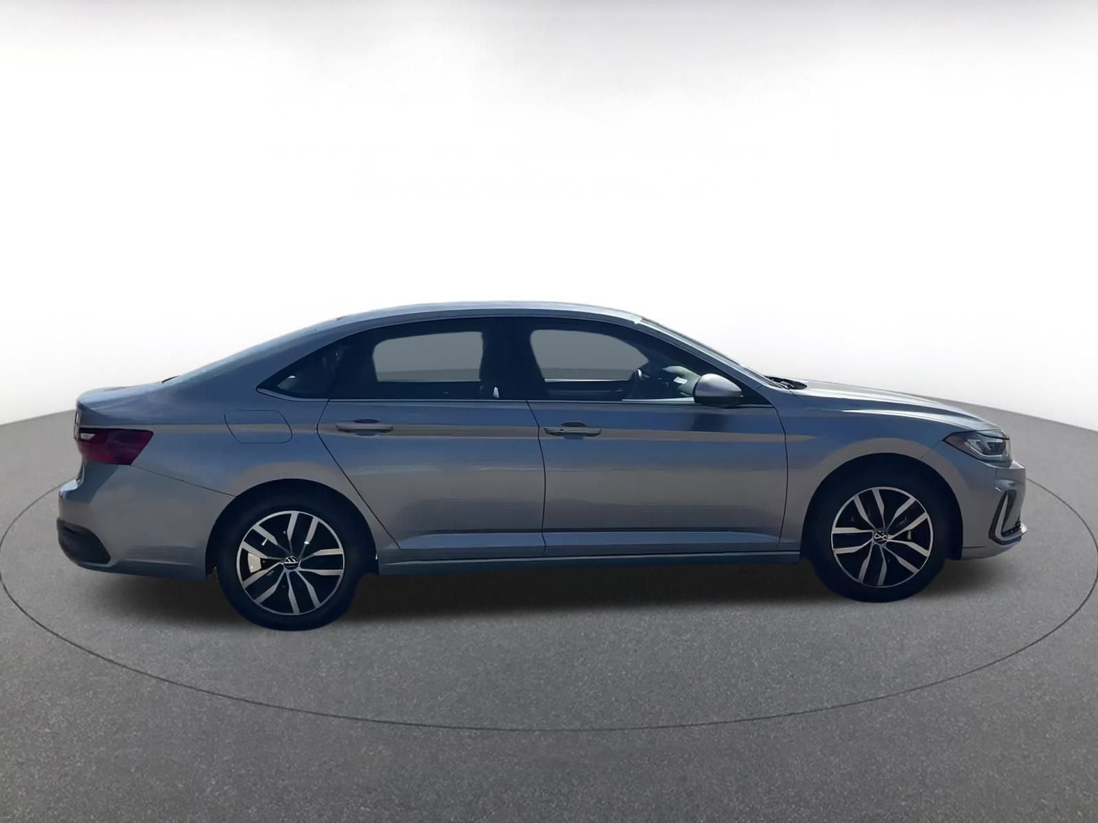 Thumbnail: 2025 Volkswagen Jetta - 15