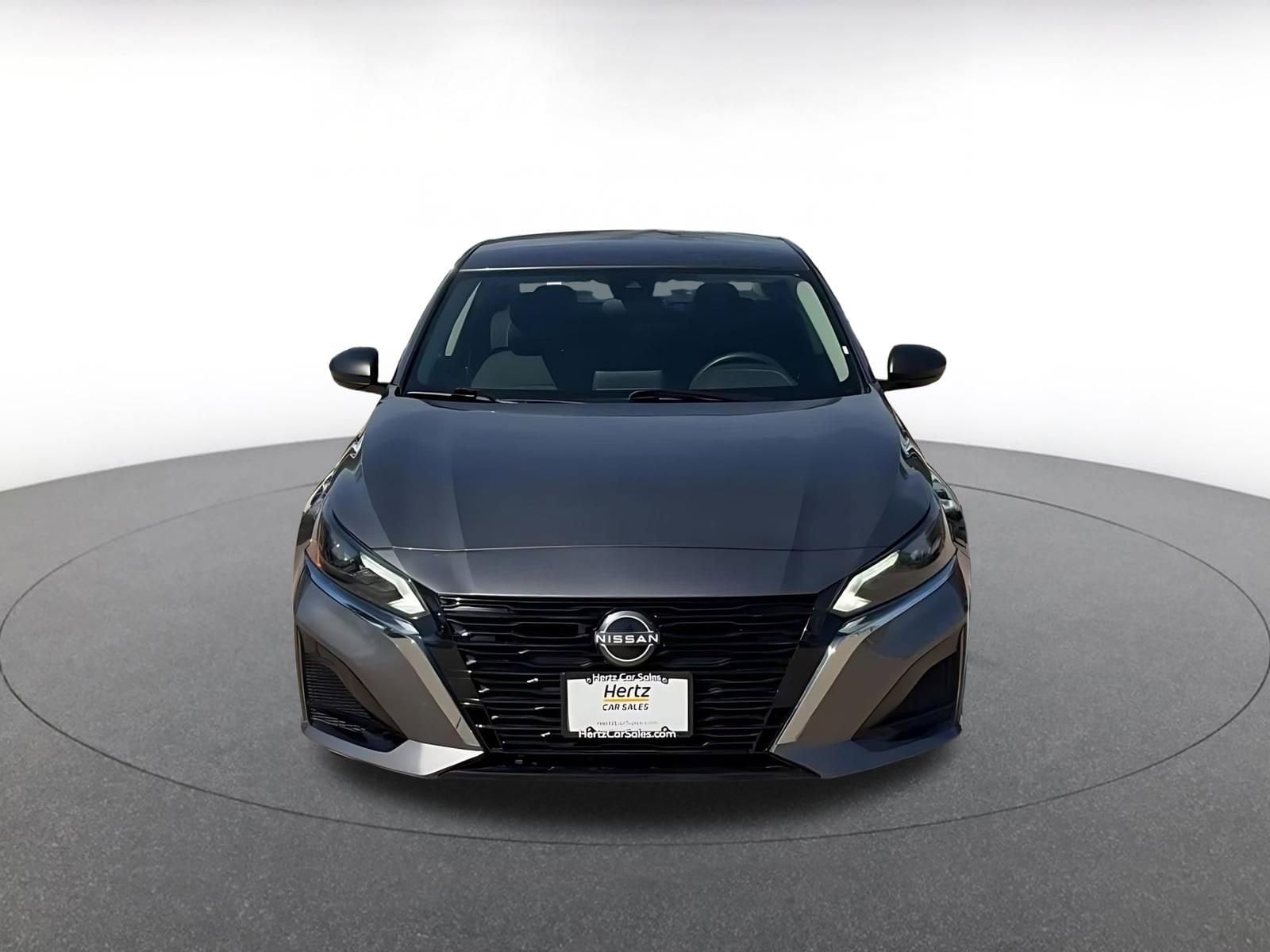 Thumbnail: 2025 Nissan Altima - 4