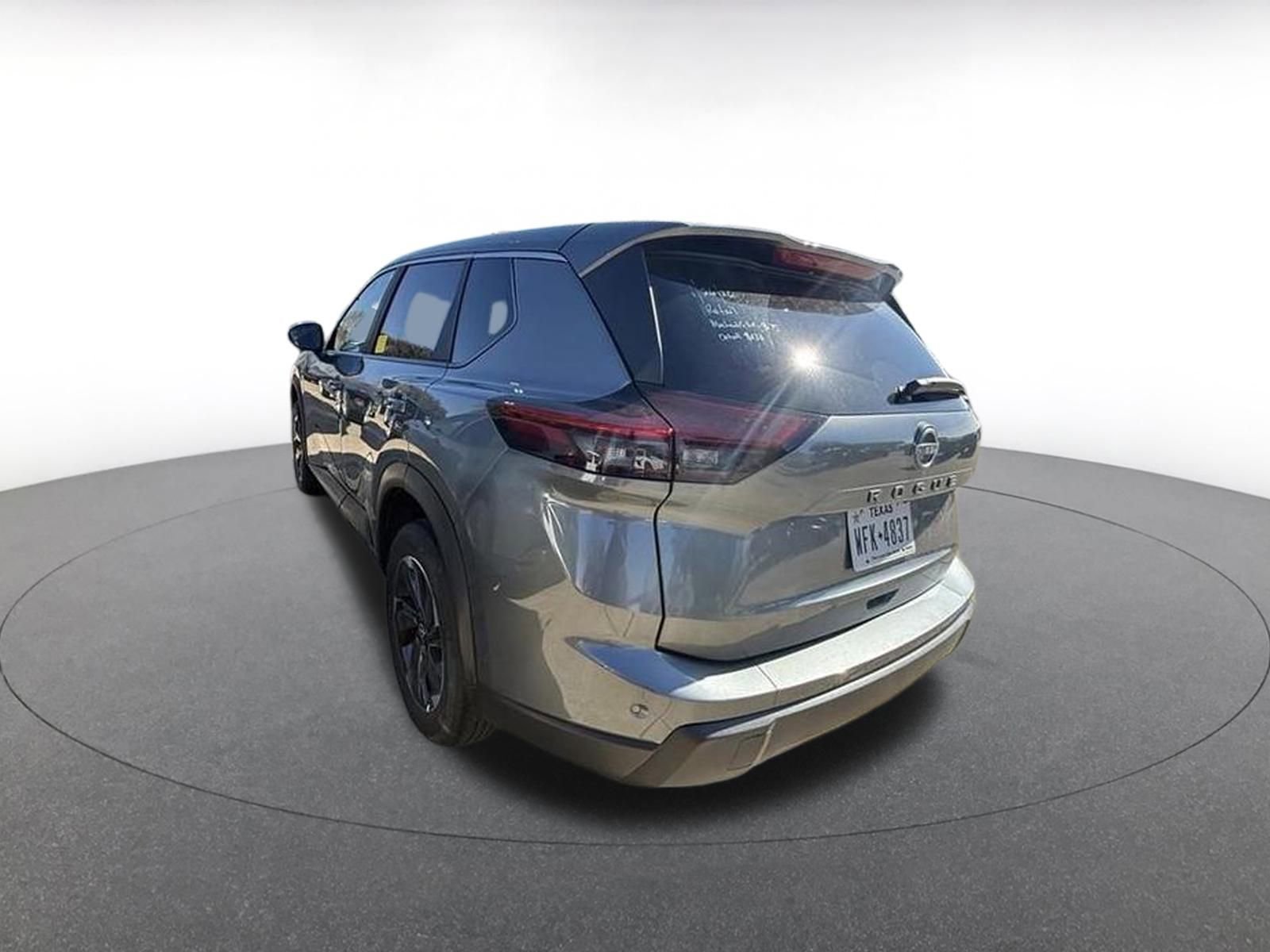 Thumbnail: 2025 Nissan Rogue - 3