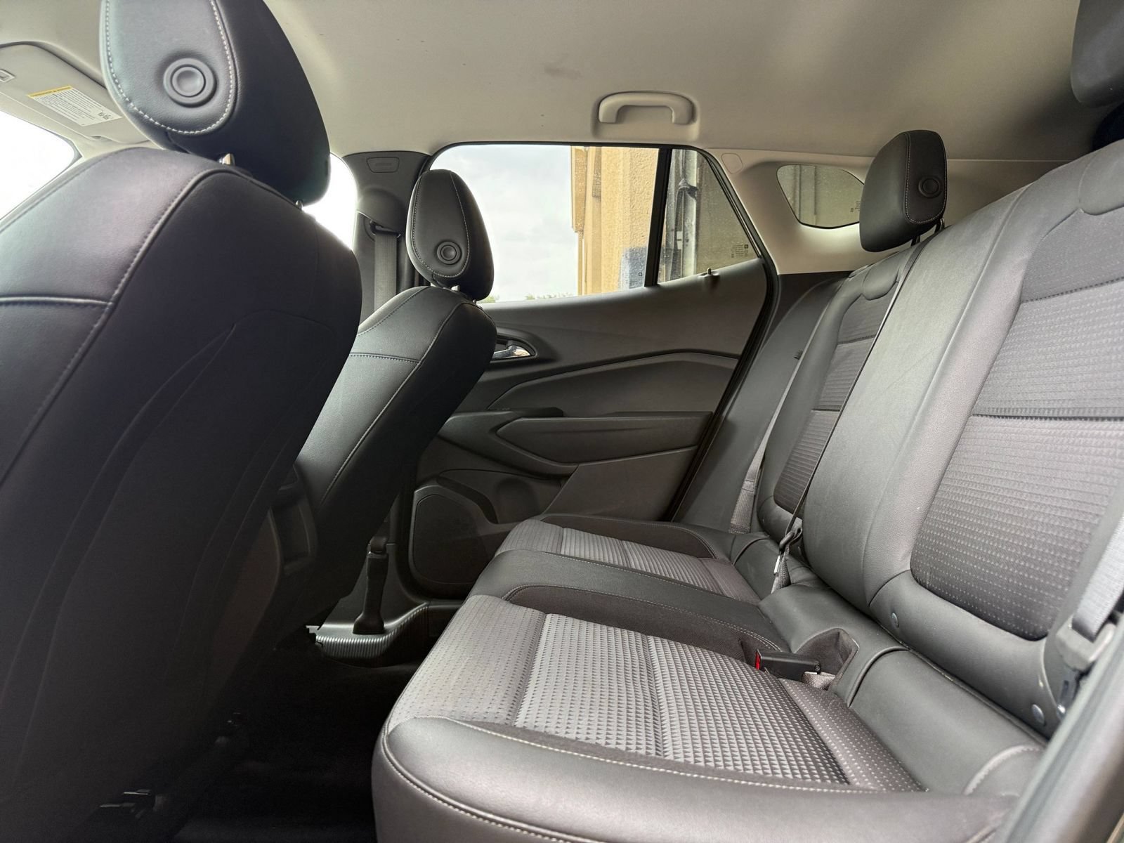 Thumbnail: 2025 Chevrolet Trax - 25