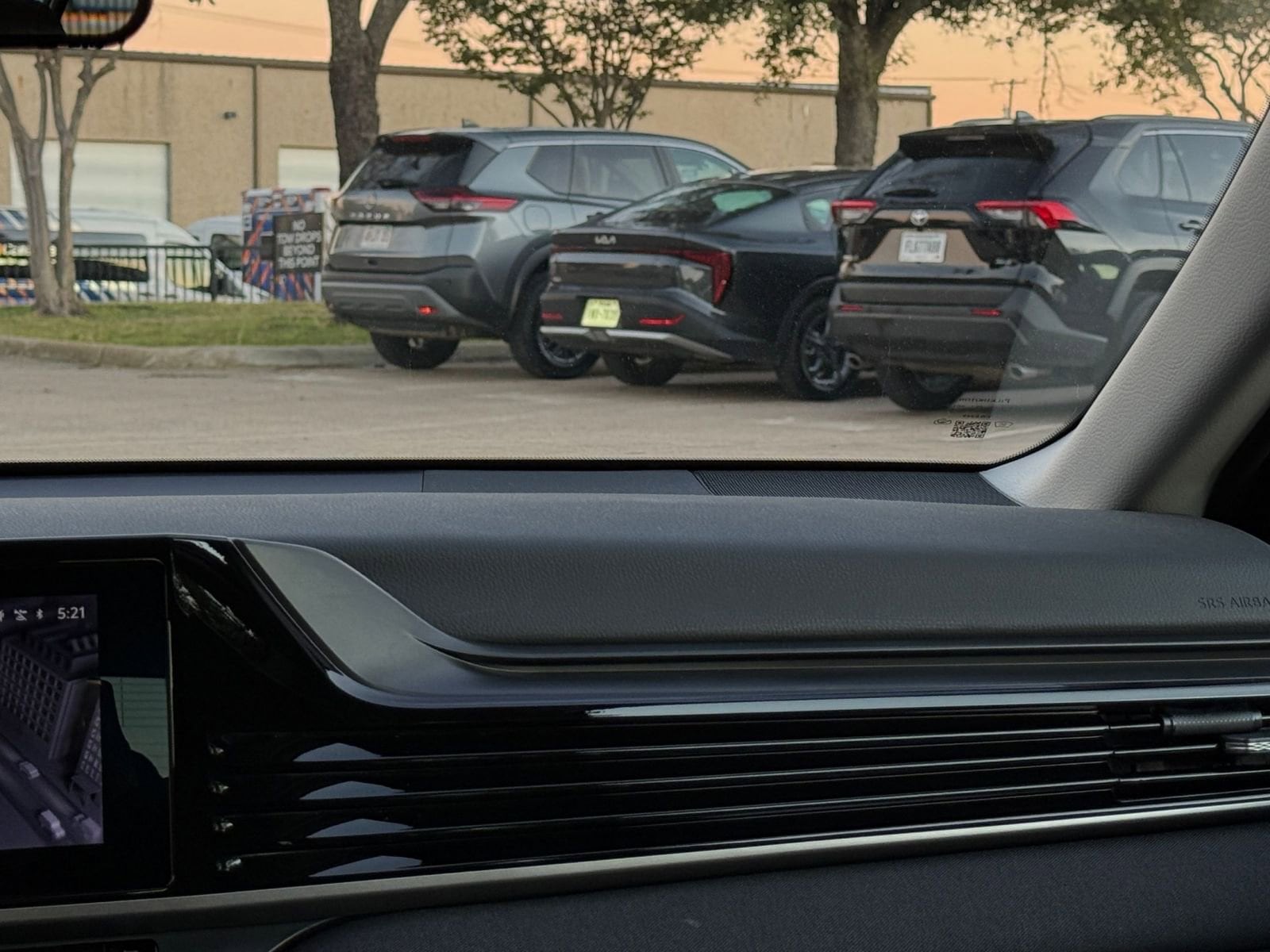 Thumbnail: 2025 Toyota Camry - 35