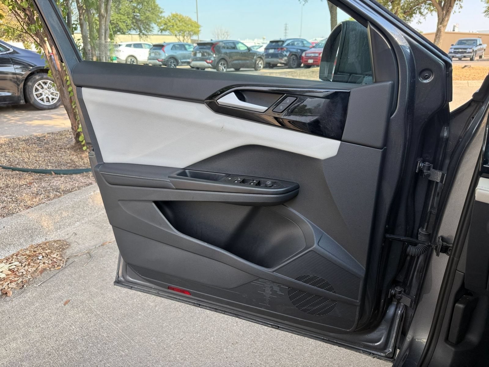 Thumbnail: 2026 Volkswagen Taos - 18