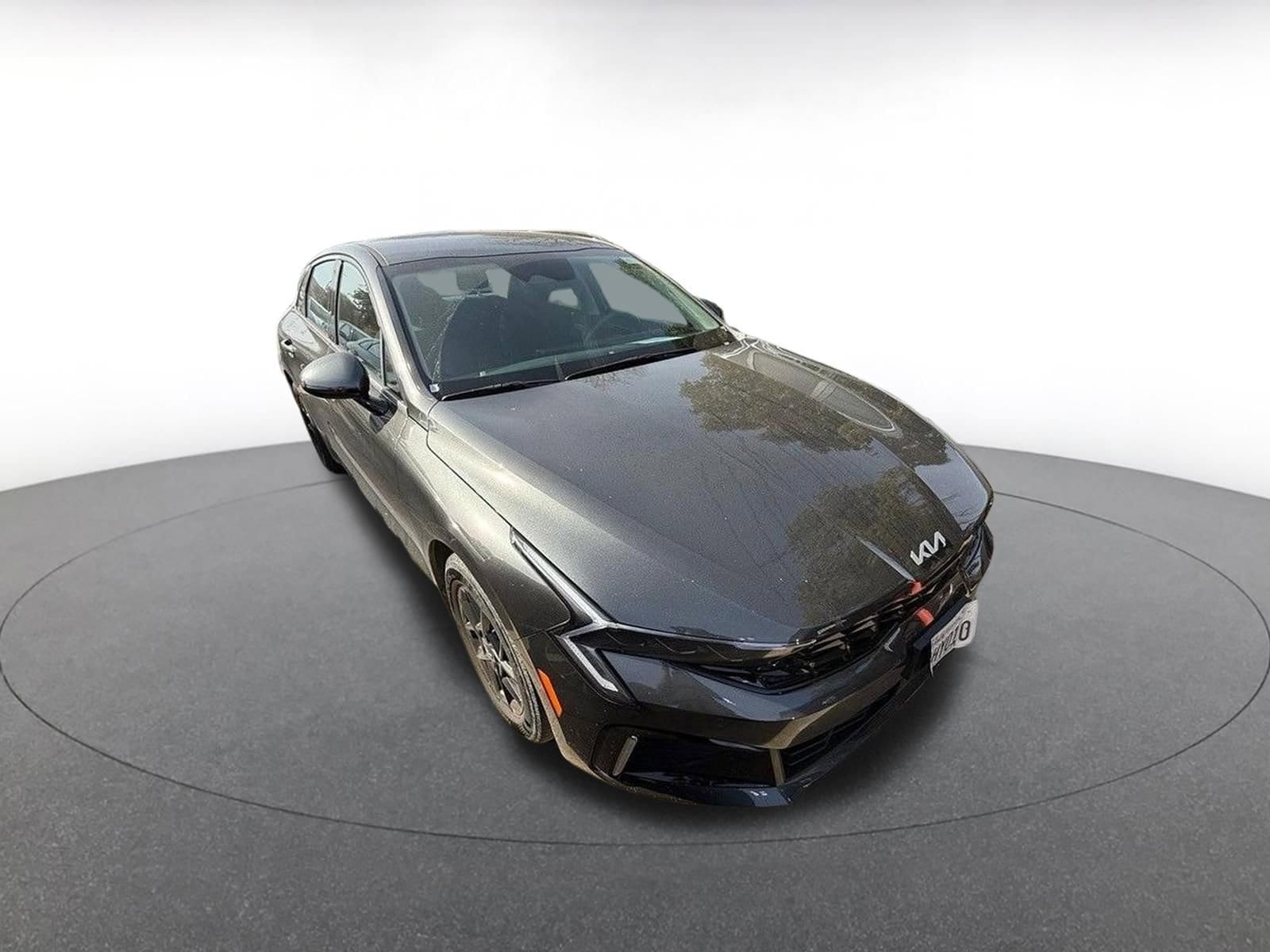 Thumbnail: 2025 Kia K5 - 1