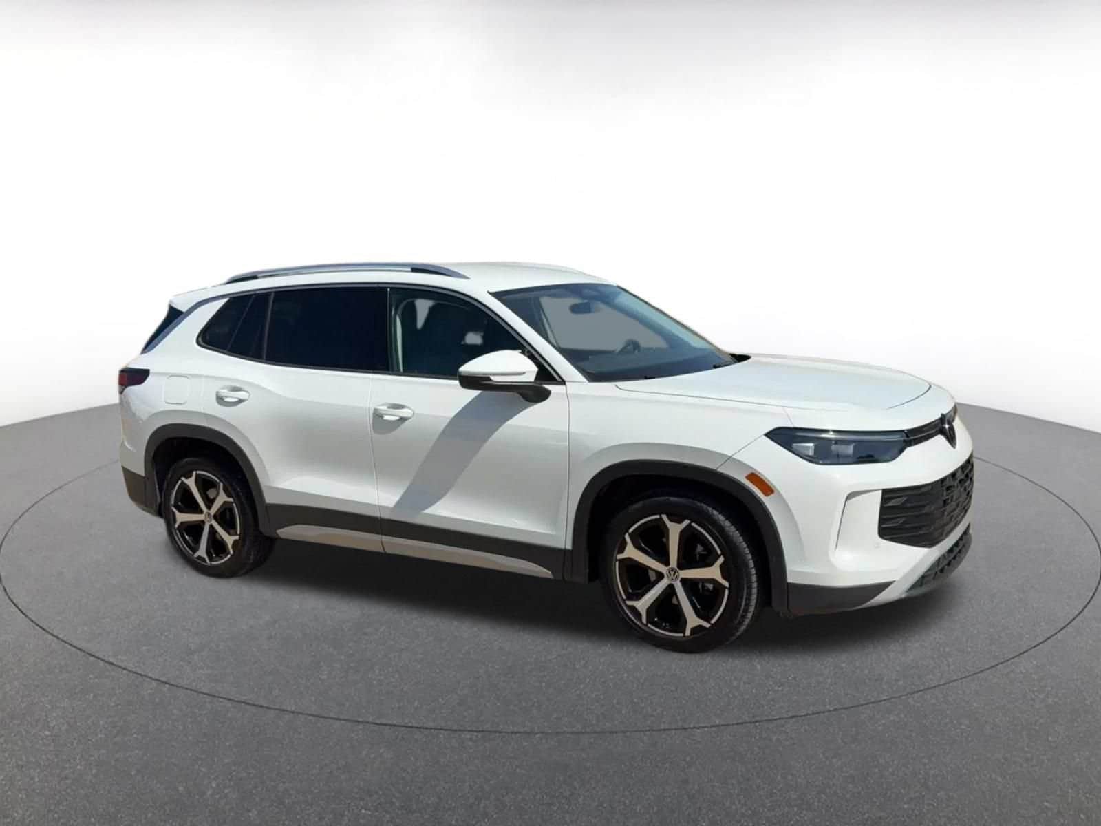 Thumbnail: 2026 Volkswagen Tiguan - 2
