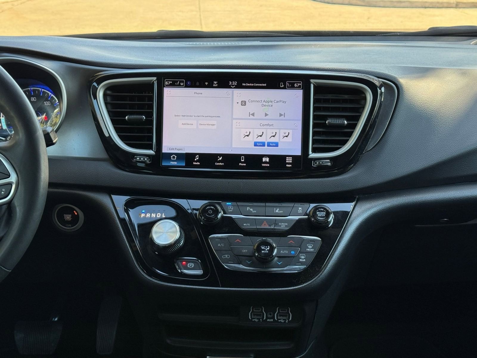 Thumbnail: 2025 Chrysler Pacifica - 17