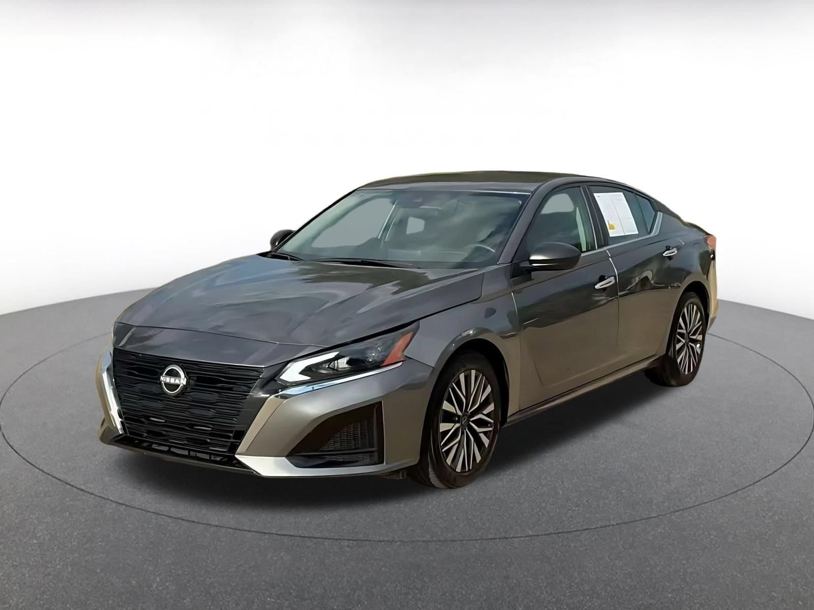 Thumbnail: 2025 Nissan Altima - 6