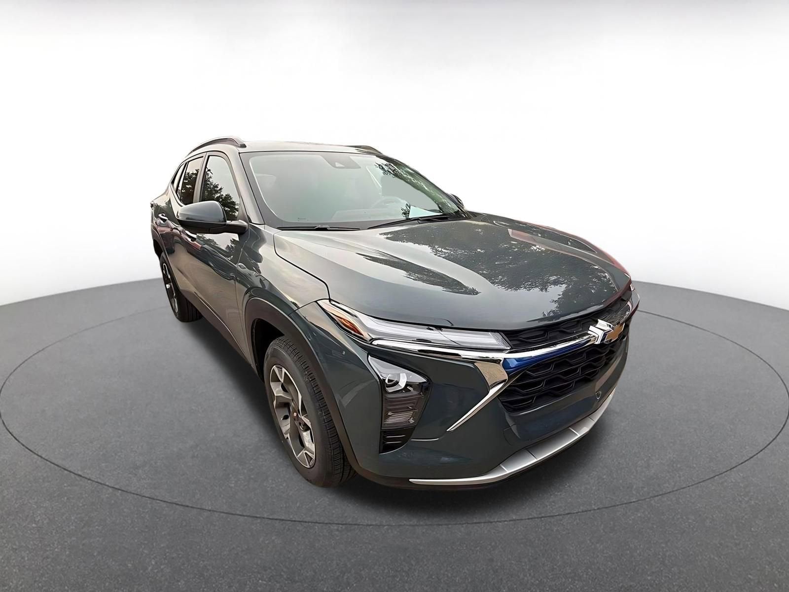 Thumbnail: 2025 Chevrolet Trax - 1