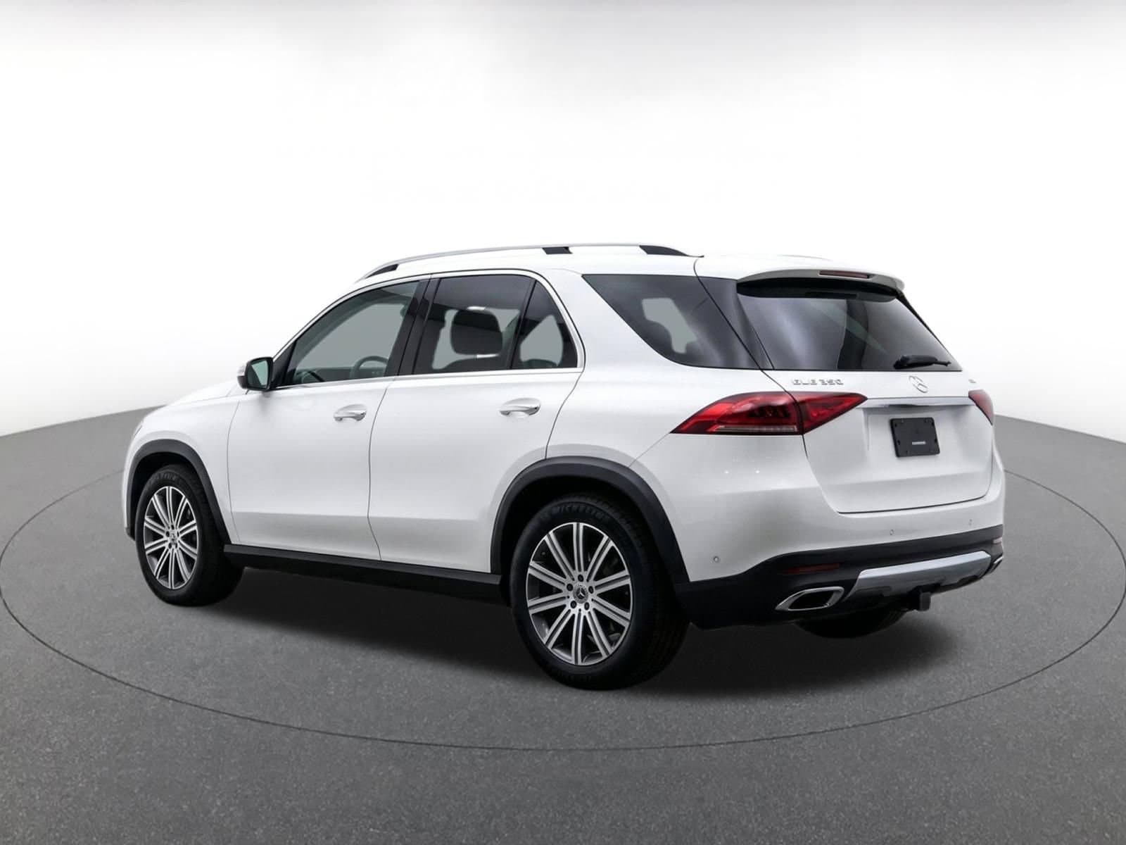 Thumbnail: 2026 Mercedes-Benz GLE - 7