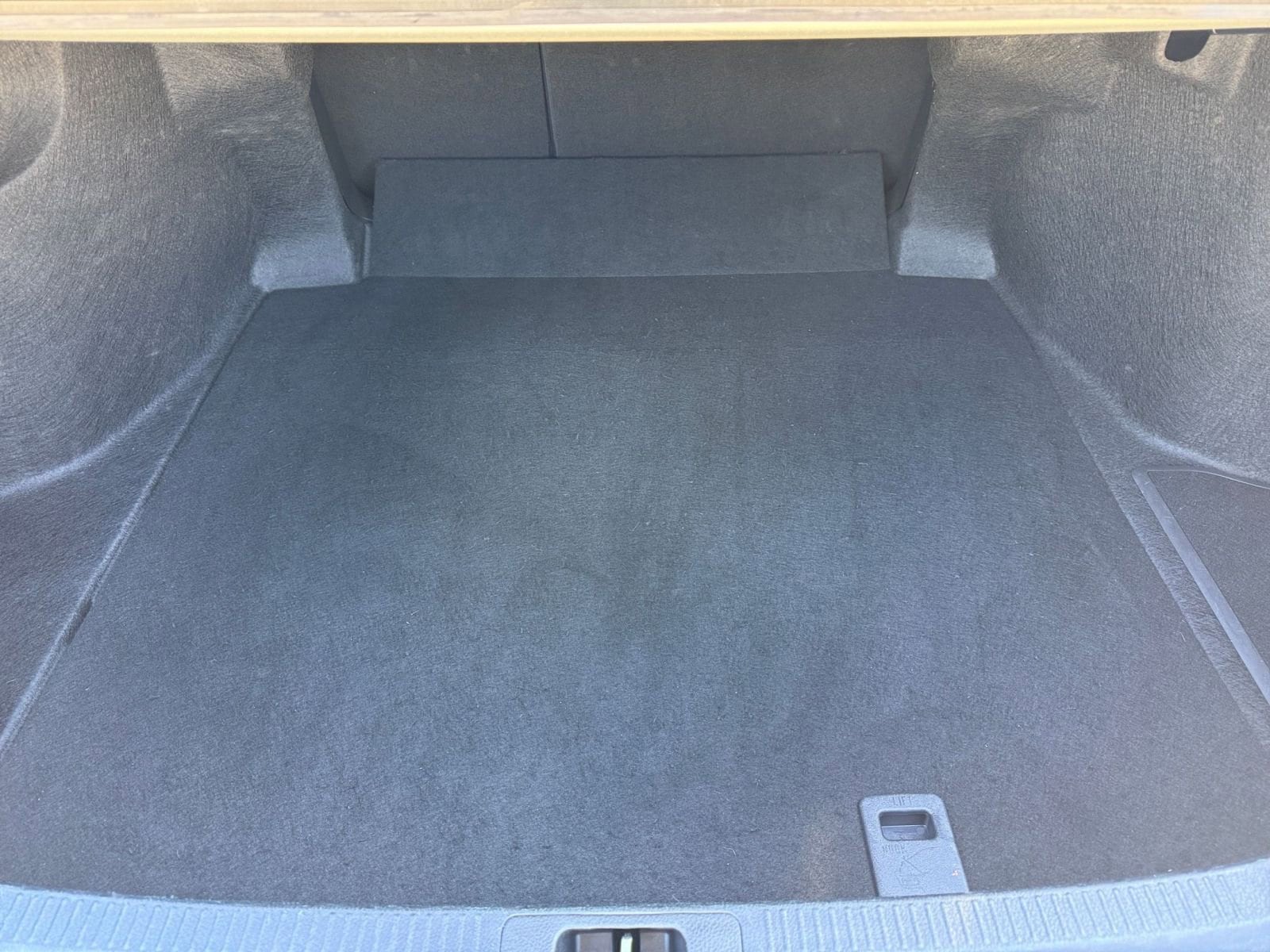 Thumbnail: 2025 Toyota Camry - 31