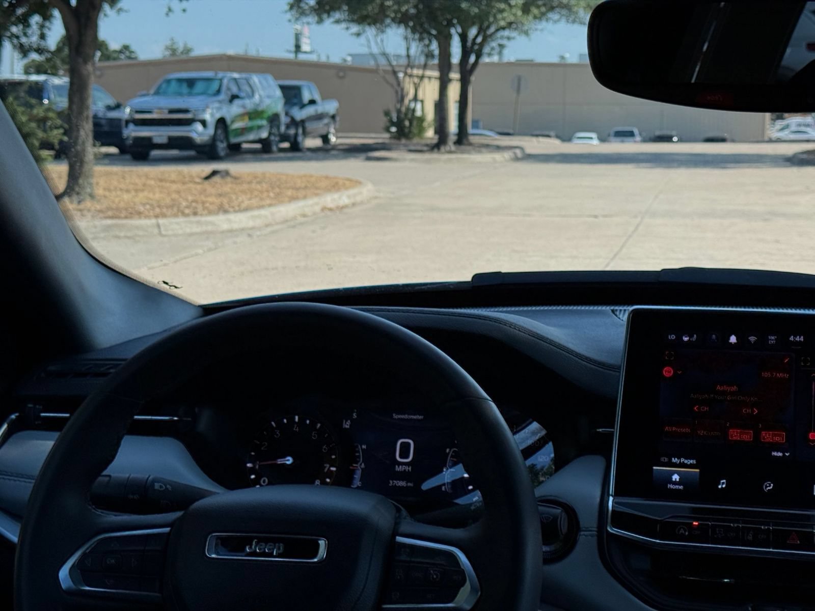 Thumbnail: 2025 Jeep Compass - 29