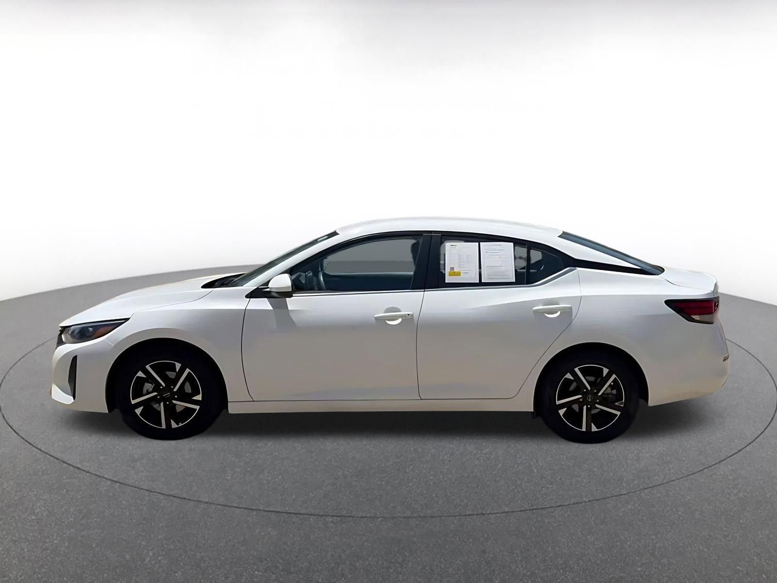 Thumbnail: 2025 Nissan Sentra - 9