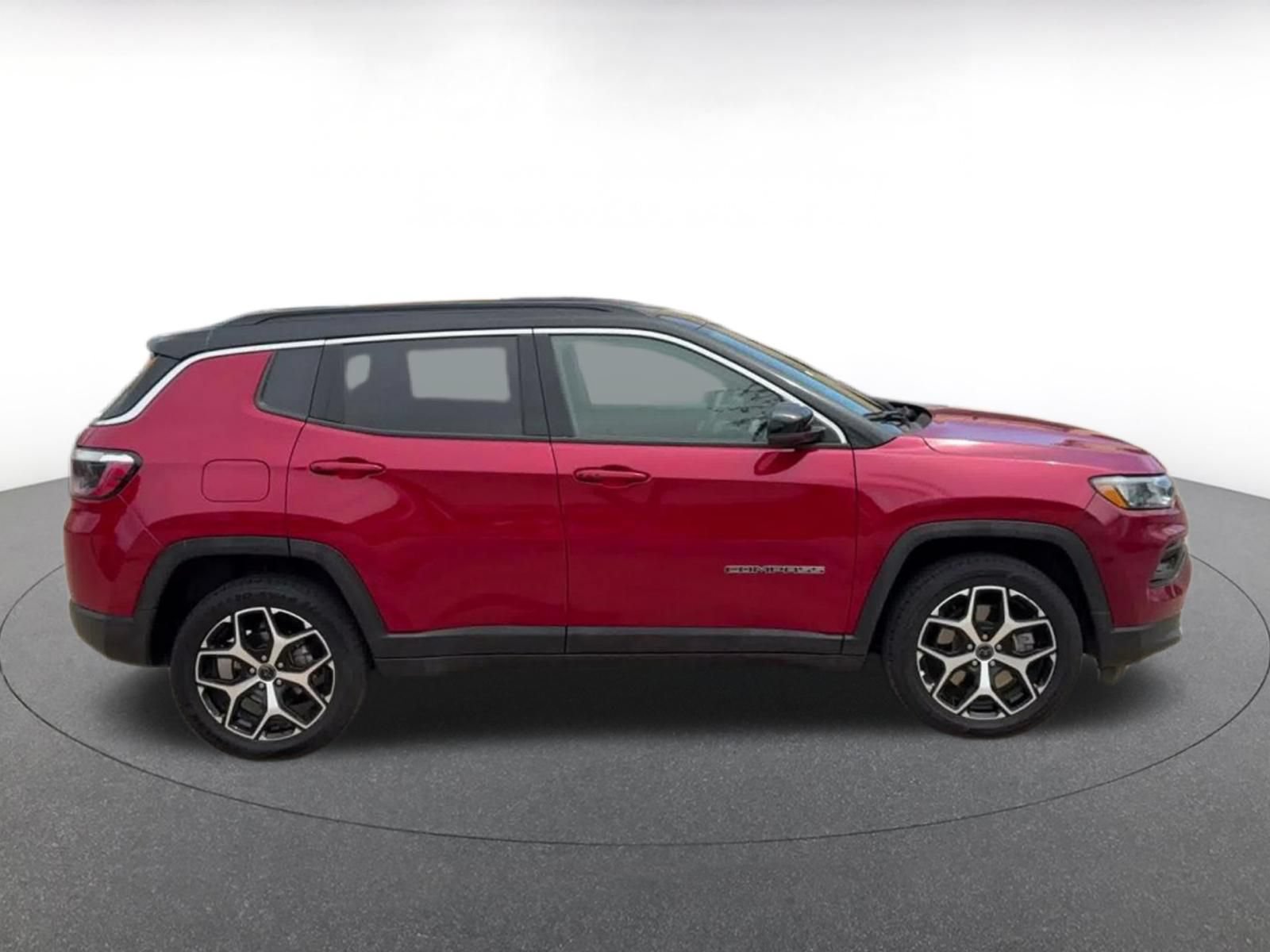 Thumbnail: 2025 Jeep Compass - 15