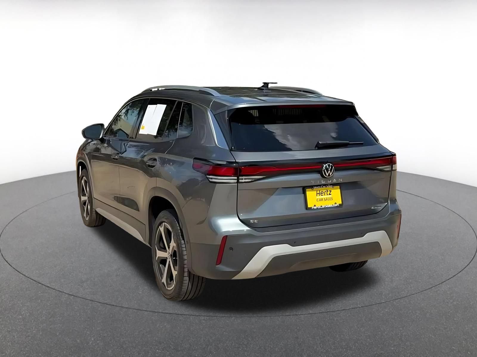 Thumbnail: 2026 Volkswagen Tiguan - 10