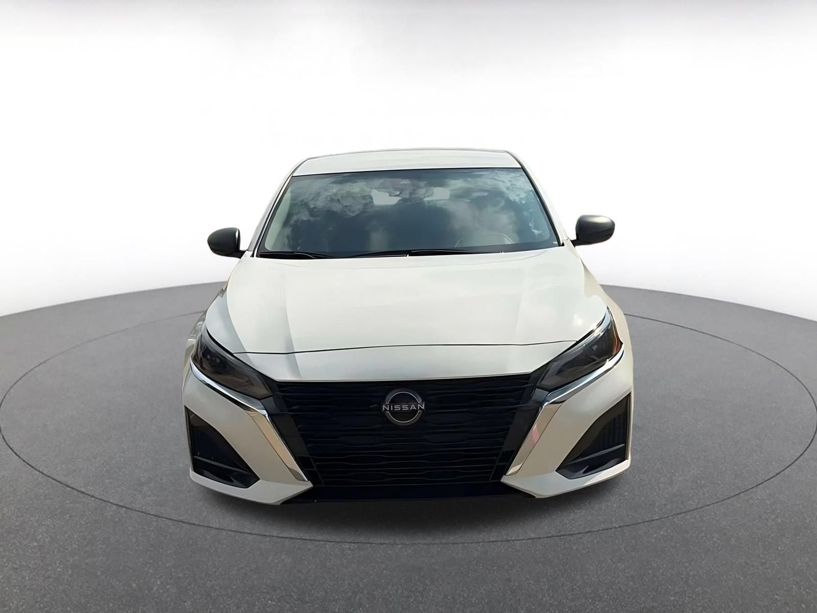 Thumbnail: 2025 Nissan Altima - 4