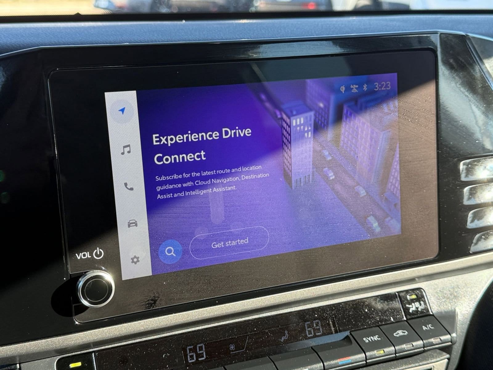 Thumbnail: 2025 Toyota Camry - 21