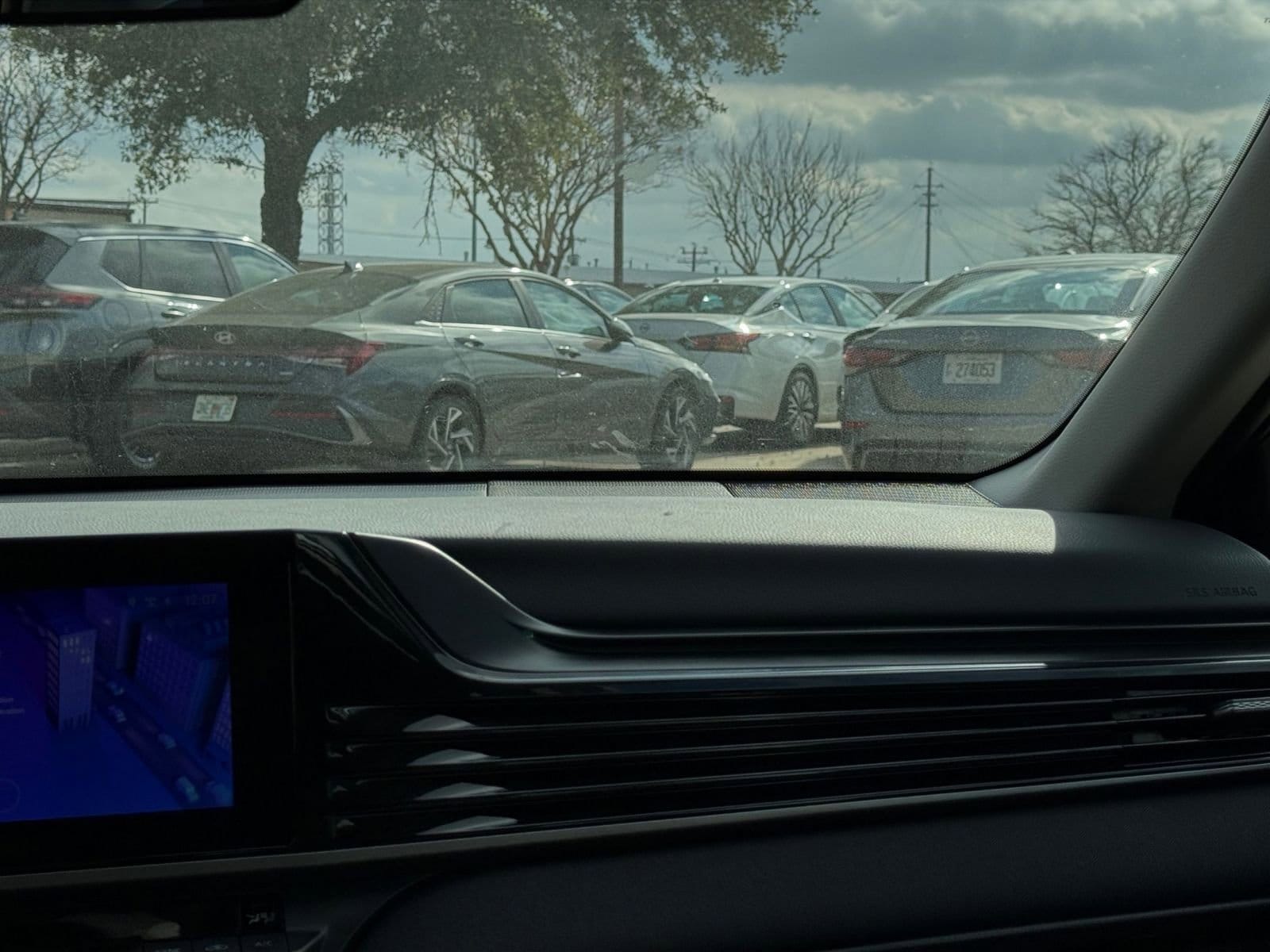 Thumbnail: 2025 Toyota Camry - 35