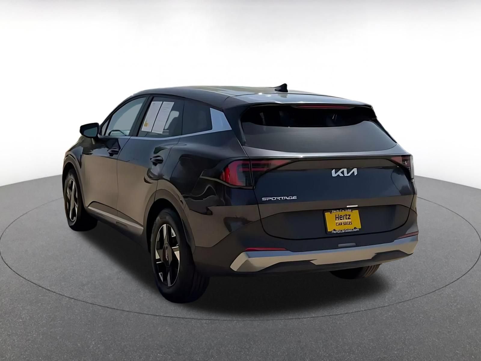 Thumbnail: 2026 Kia Sportage - 10