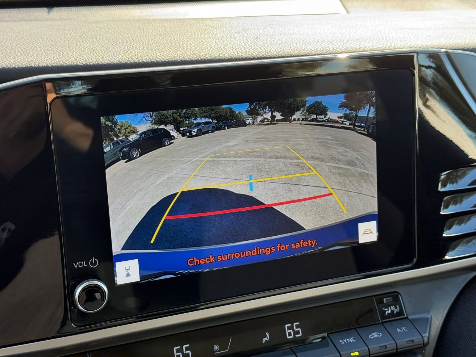 Thumbnail: 2025 Toyota Camry - 17