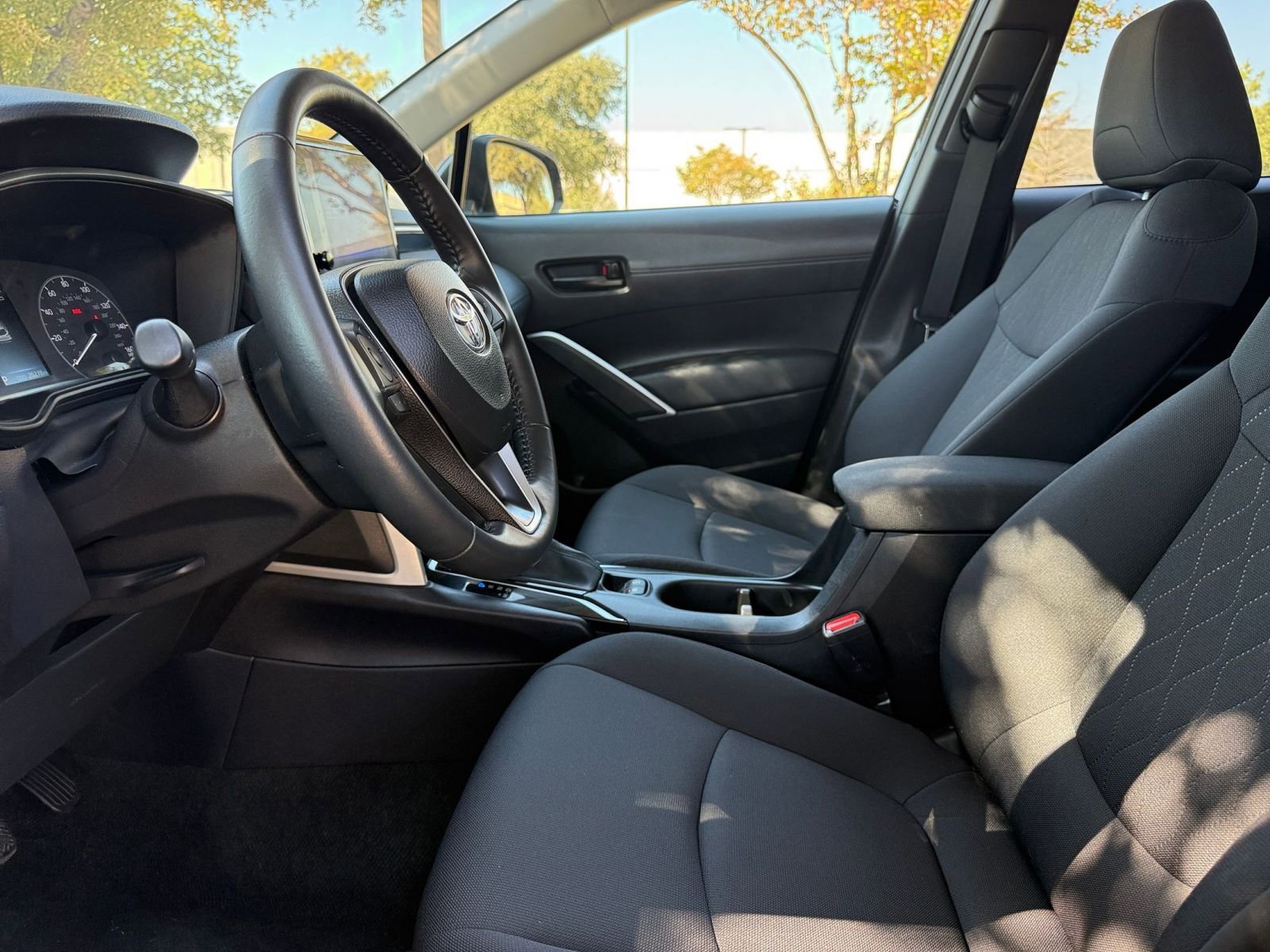 Thumbnail: 2025 Toyota Corolla Cross - 27