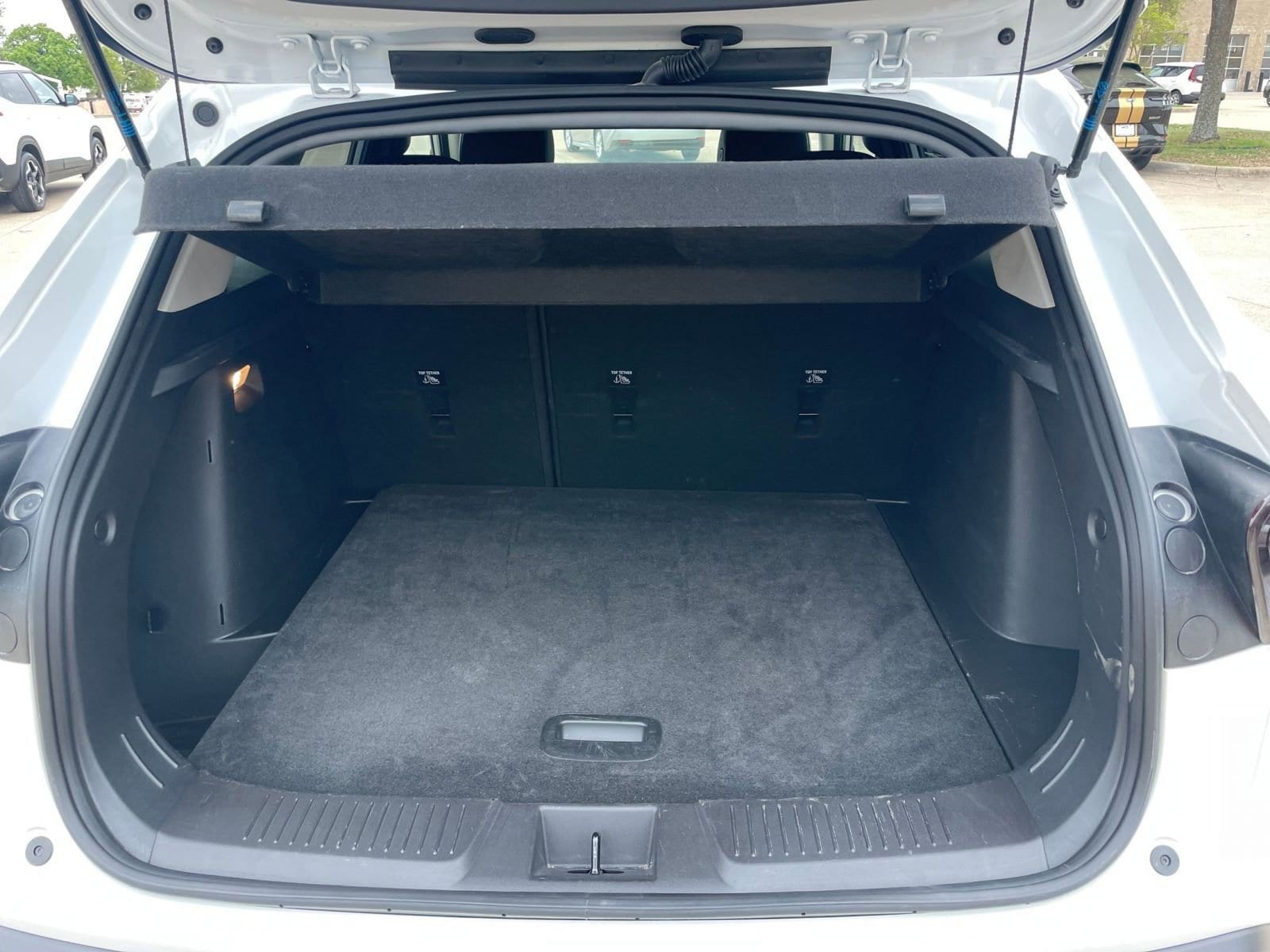 Thumbnail: 2025 Chevrolet Trax - 34