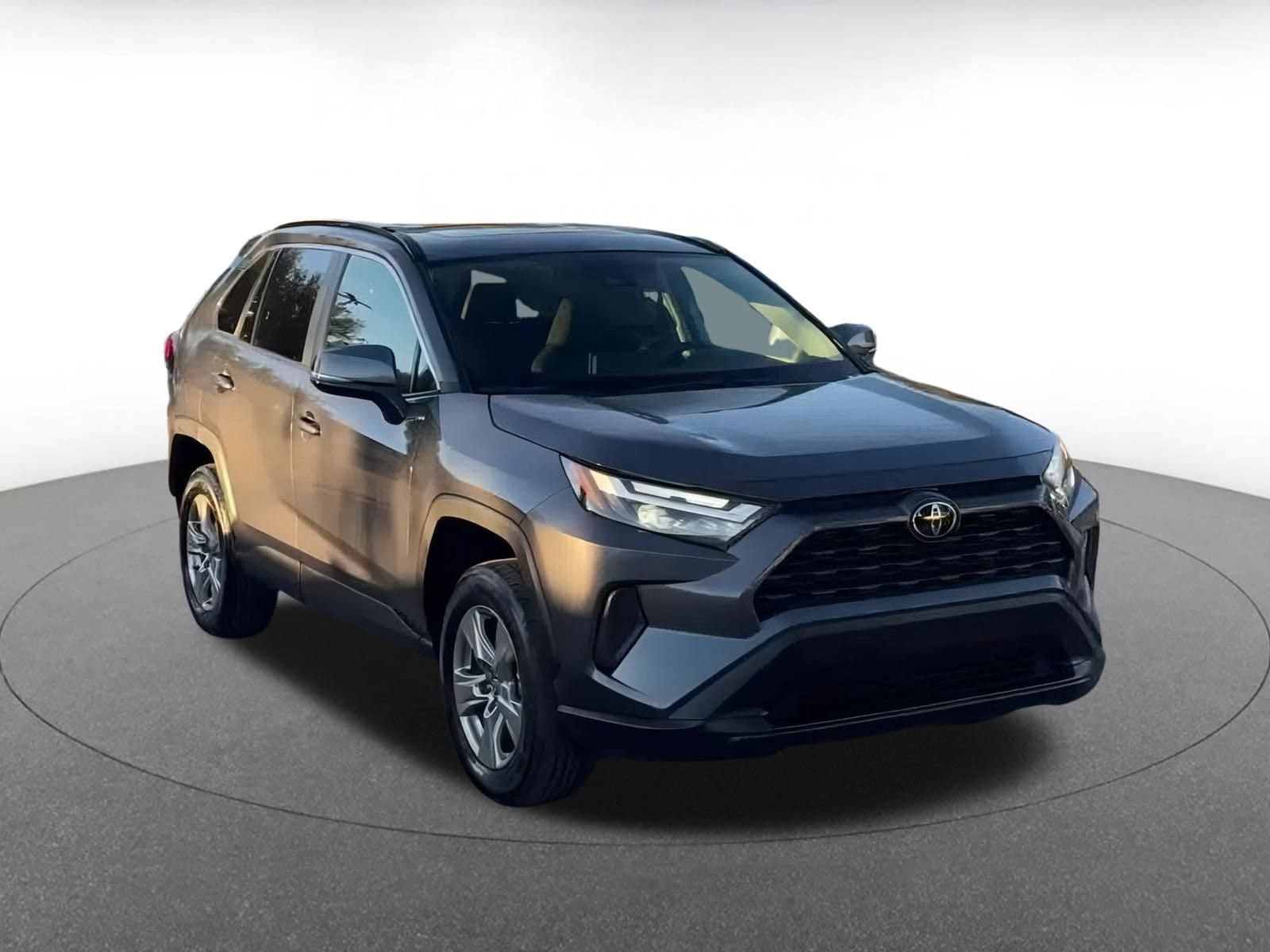 Thumbnail: 2025 Toyota RAV4 - 3