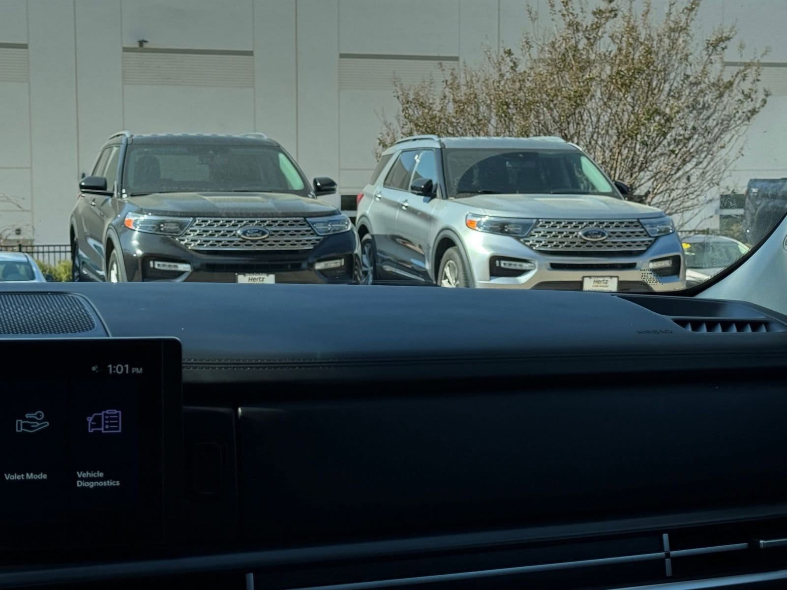 Thumbnail: 2025 Hyundai Santa Fe - 4