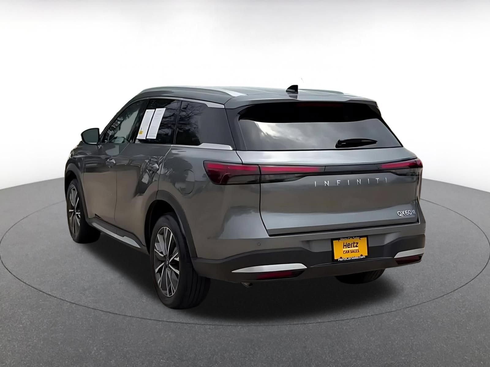 Thumbnail: 2026 INFINITI QX60 - 11