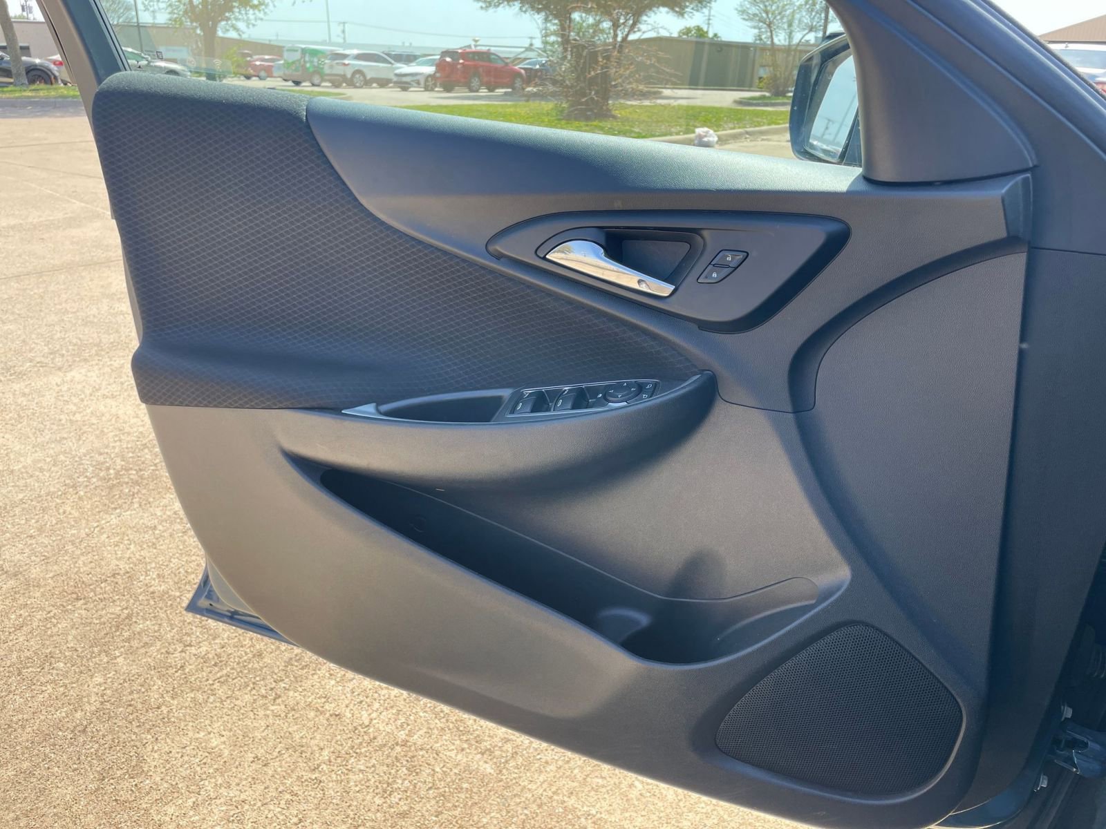 Thumbnail: 2024 Chevrolet Malibu - 18