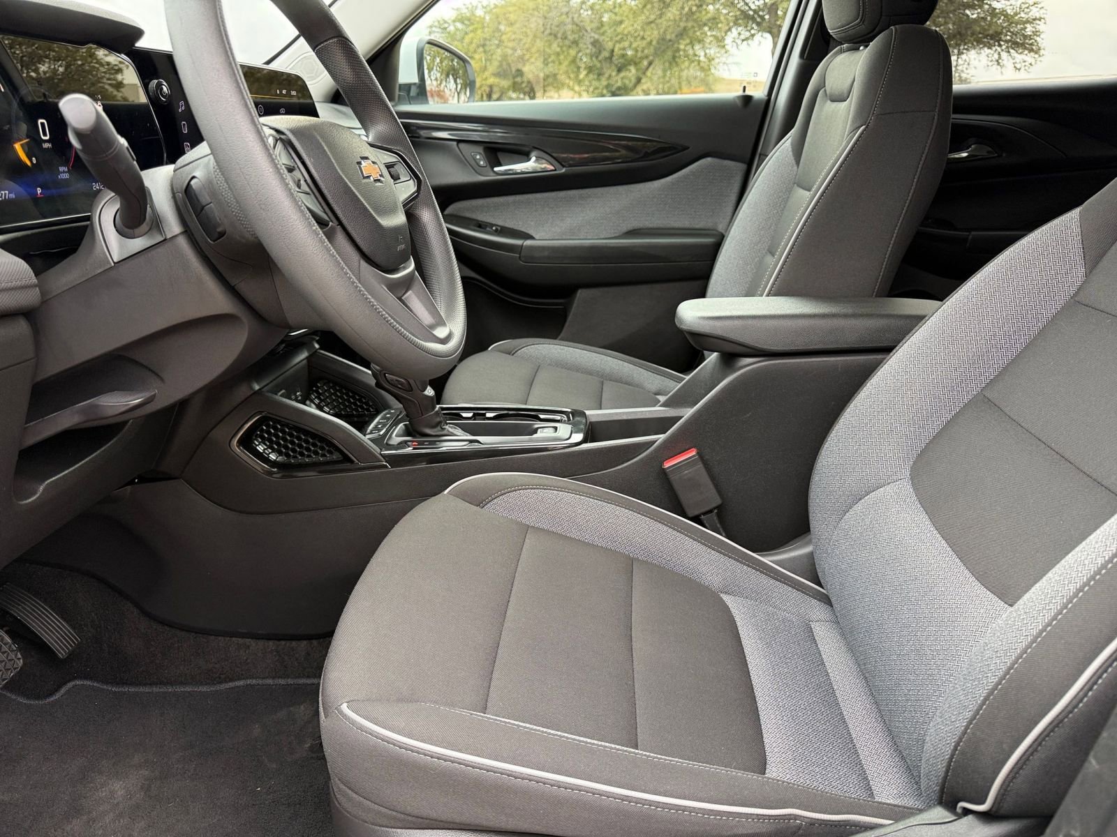 Thumbnail: 2025 Chevrolet TrailBlazer - 27