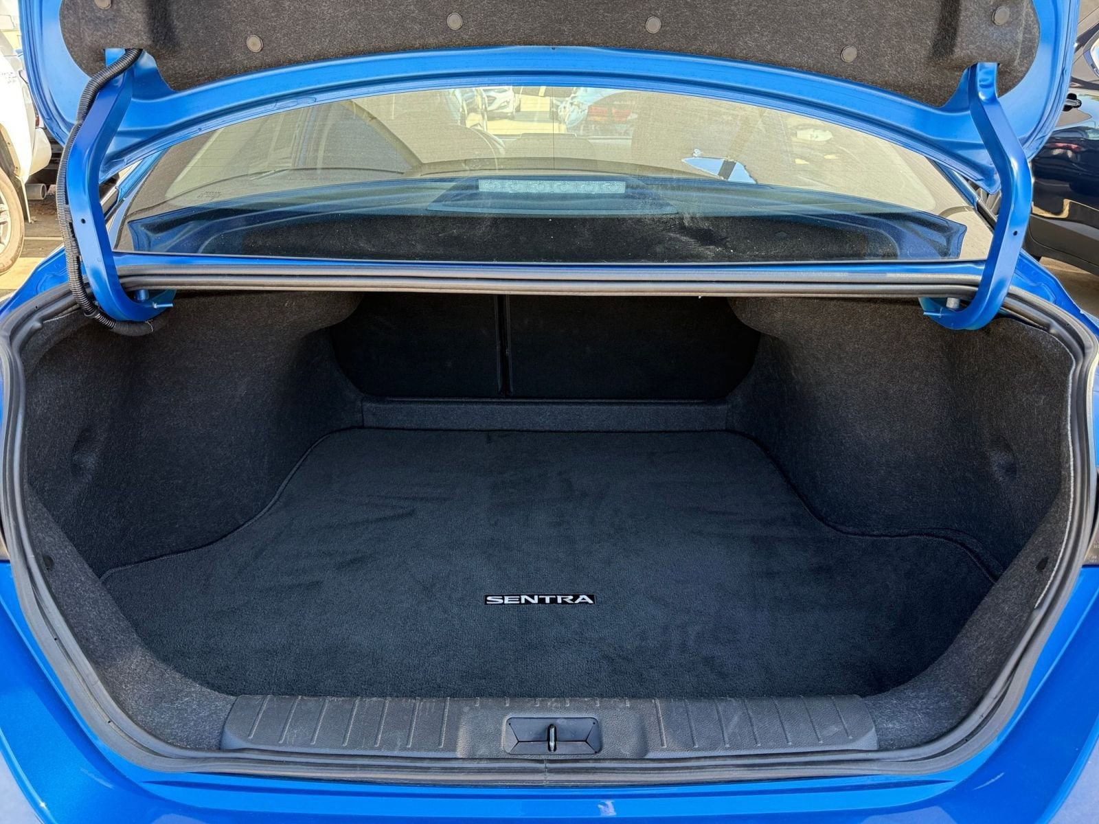 Thumbnail: 2024 Nissan Sentra - 31