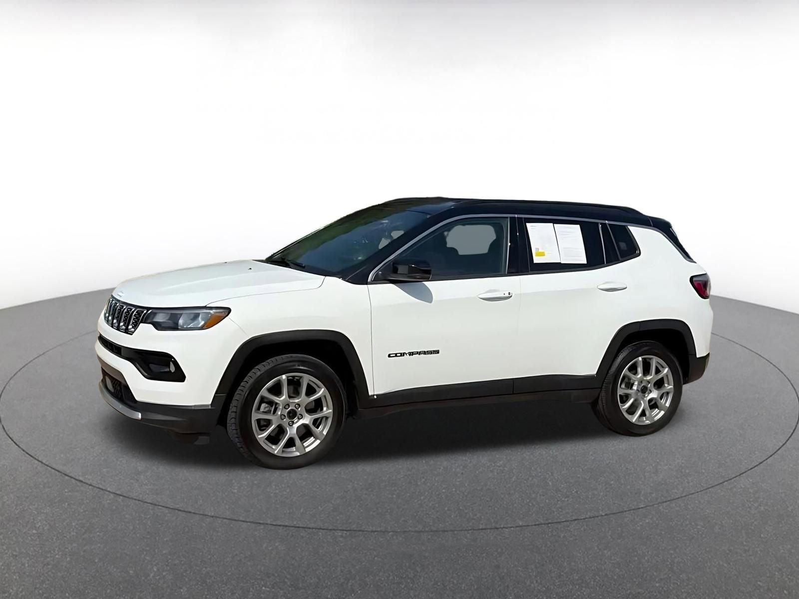 Thumbnail: 2025 Jeep Compass - 9