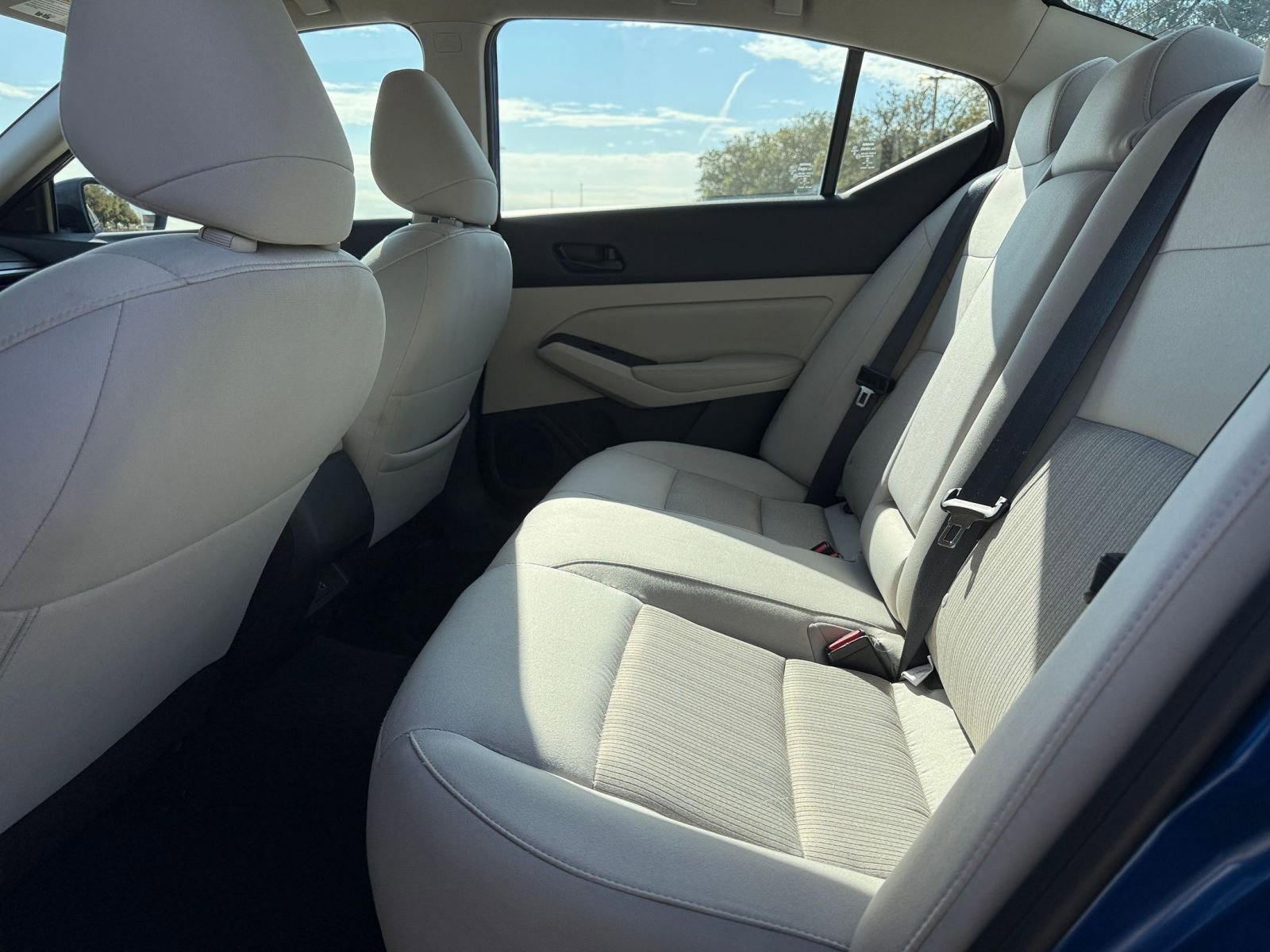 Thumbnail: 2025 Nissan Altima - 25