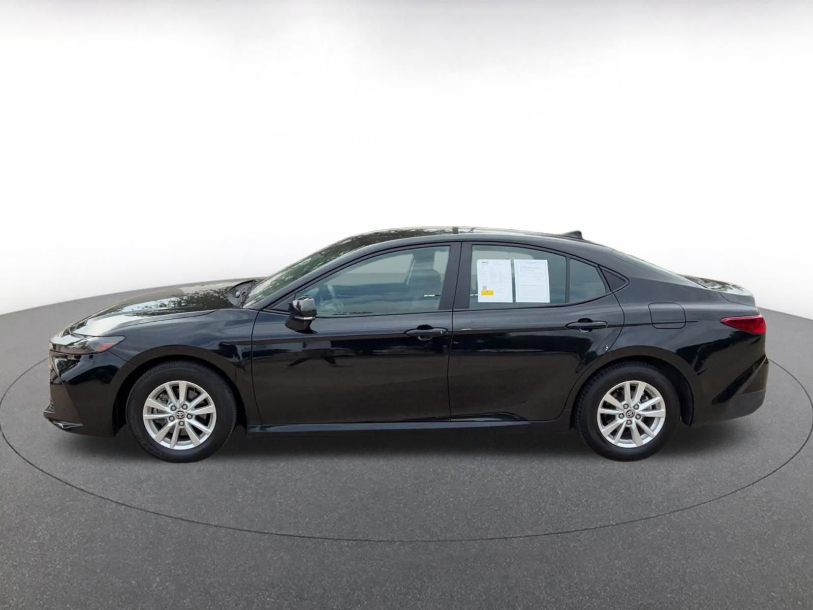 Thumbnail: 2025 Toyota Camry - 9